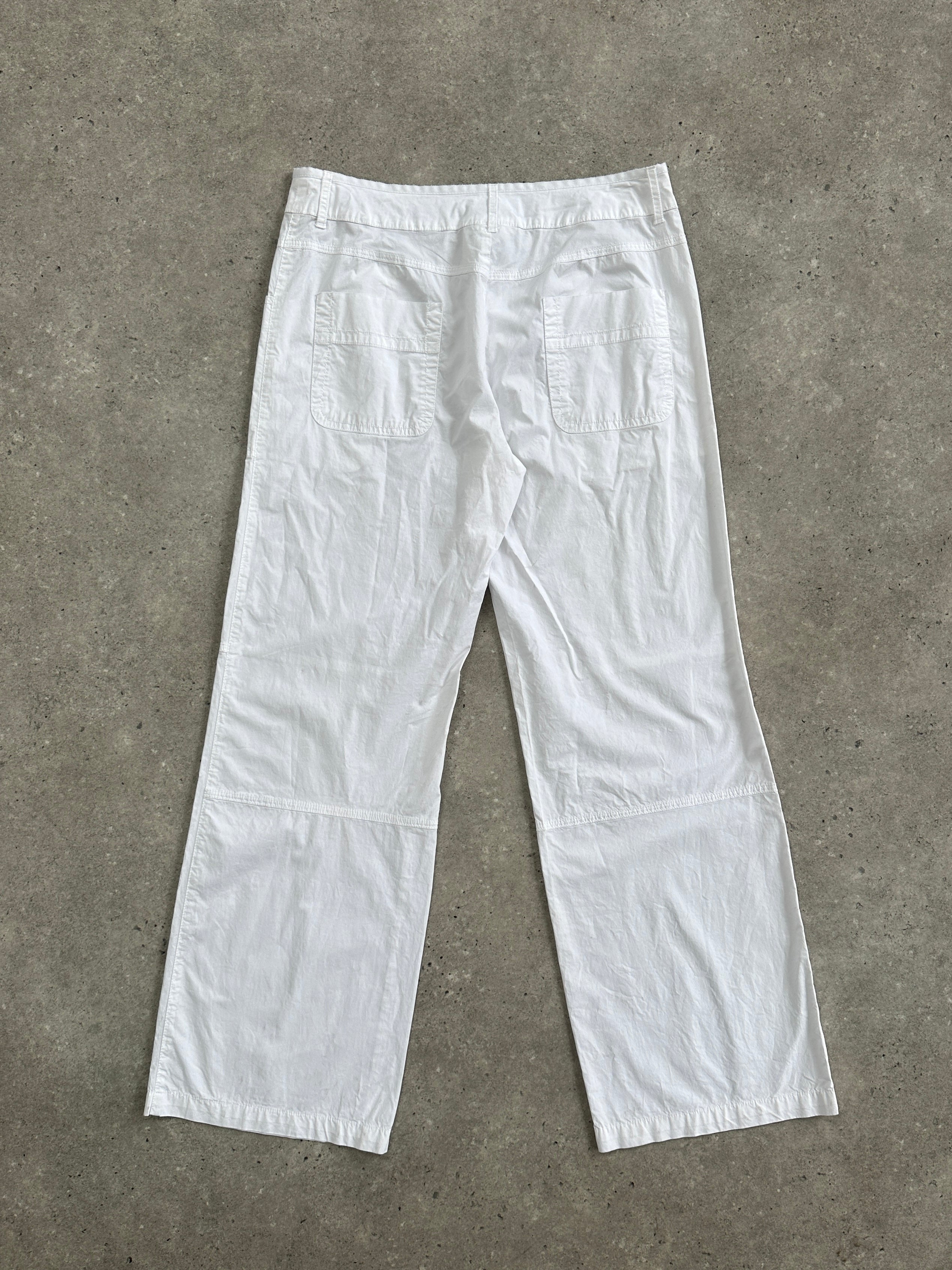 Max Mara Weekend cotton cargo low waist trousers in beige with side pockets and relaxed fit, size W28.