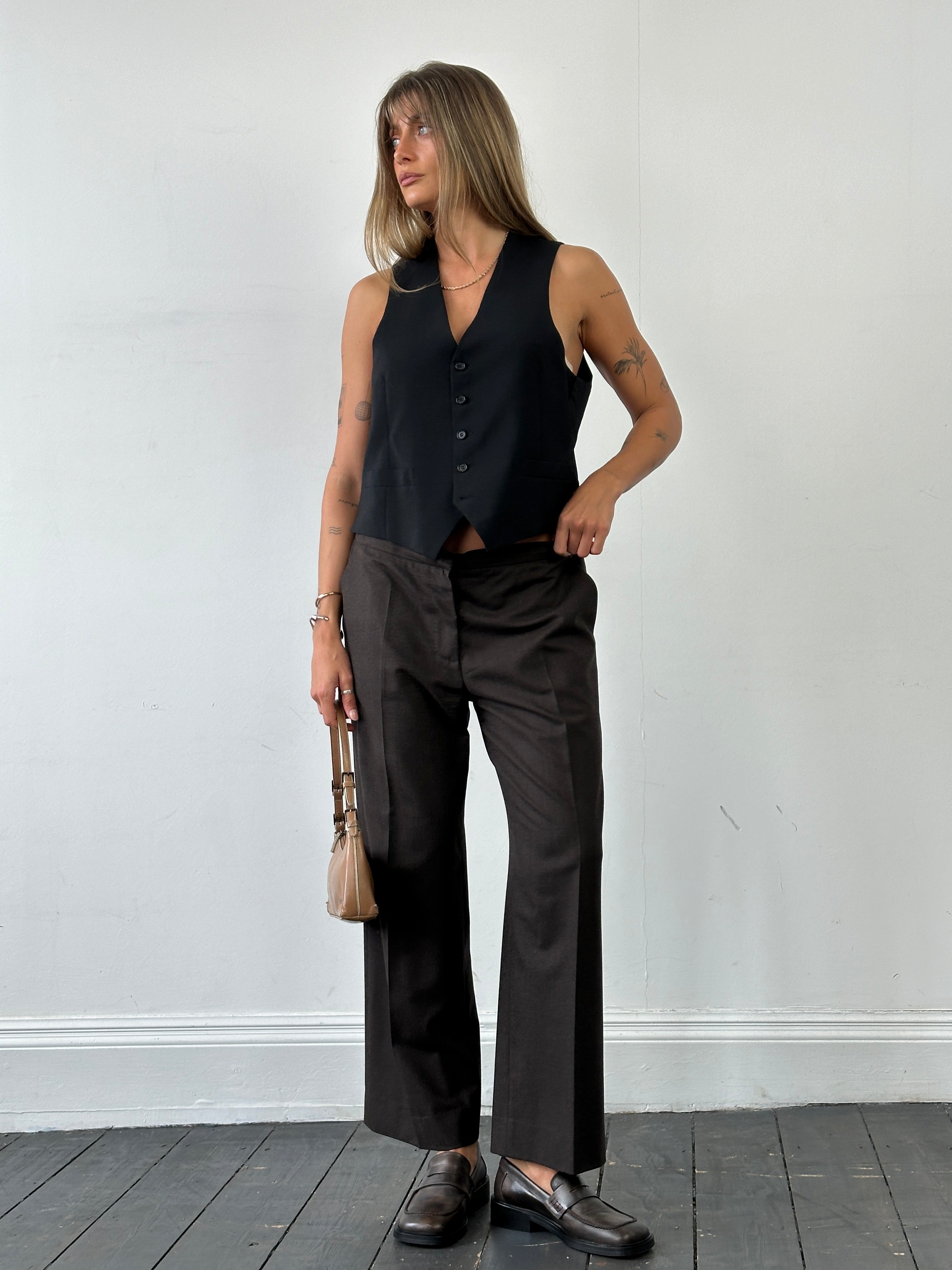 Max Mara virgin wool straight leg mid-waist trousers in W32, gray color, featuring a tailored fit and classic design.