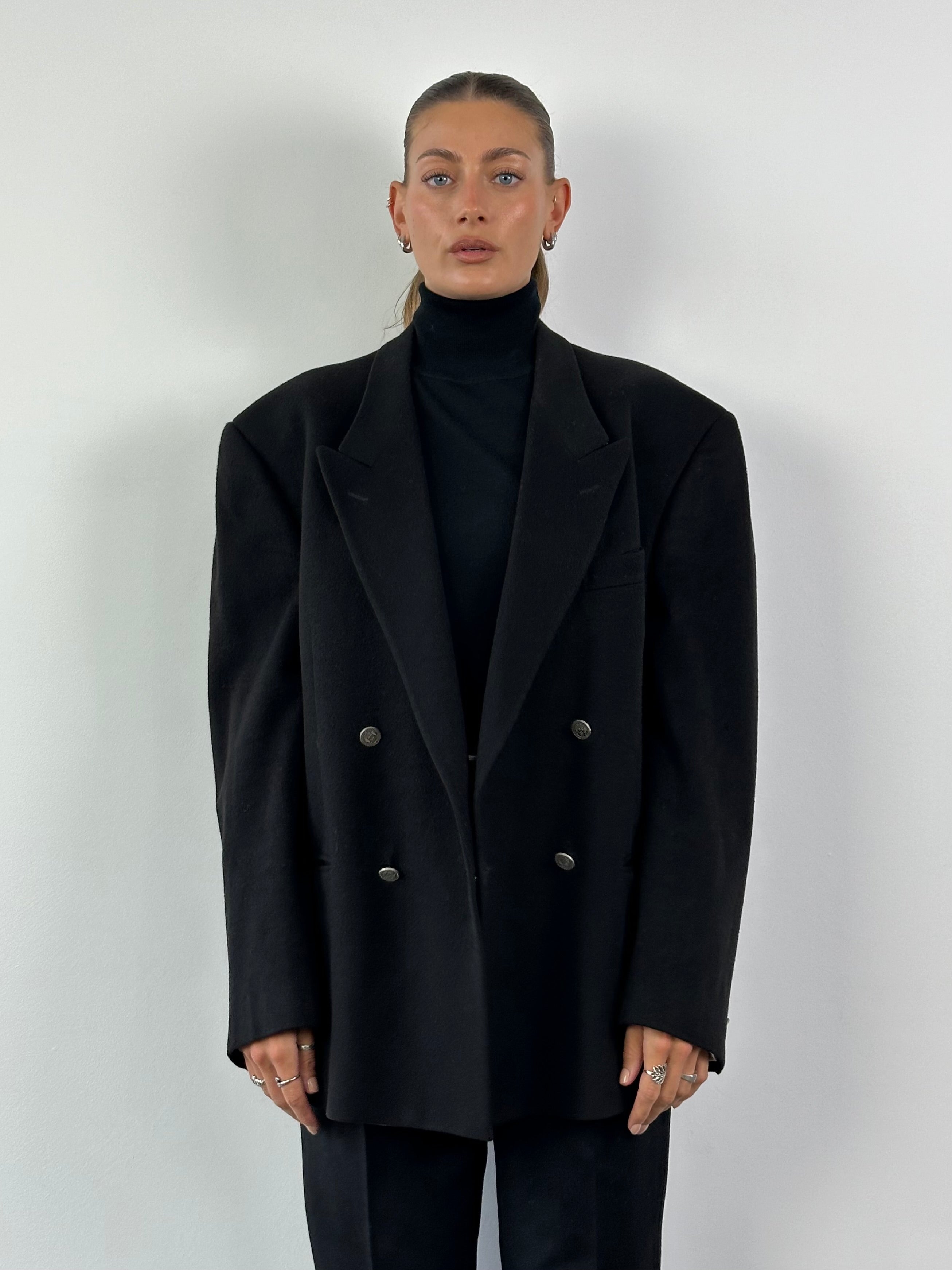 Vintage Italian brushed wool and cashmere double-breasted blazer in size 44R/XL, featuring classic tailored style and refined fabric.