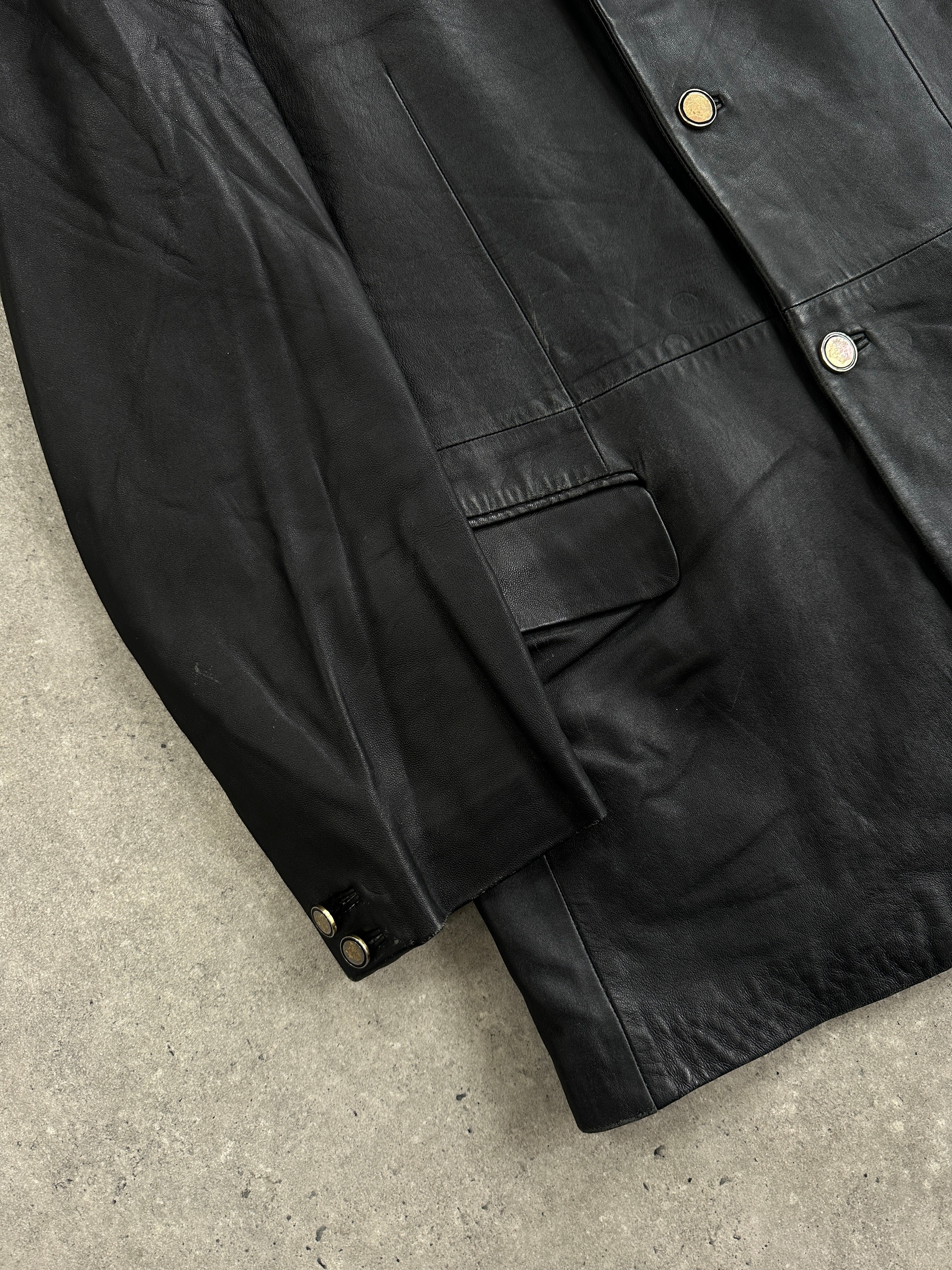 Versace Jeans Couture bespoke leather blazer jacket in XL, featuring a stylish button design and classic black leather finish.