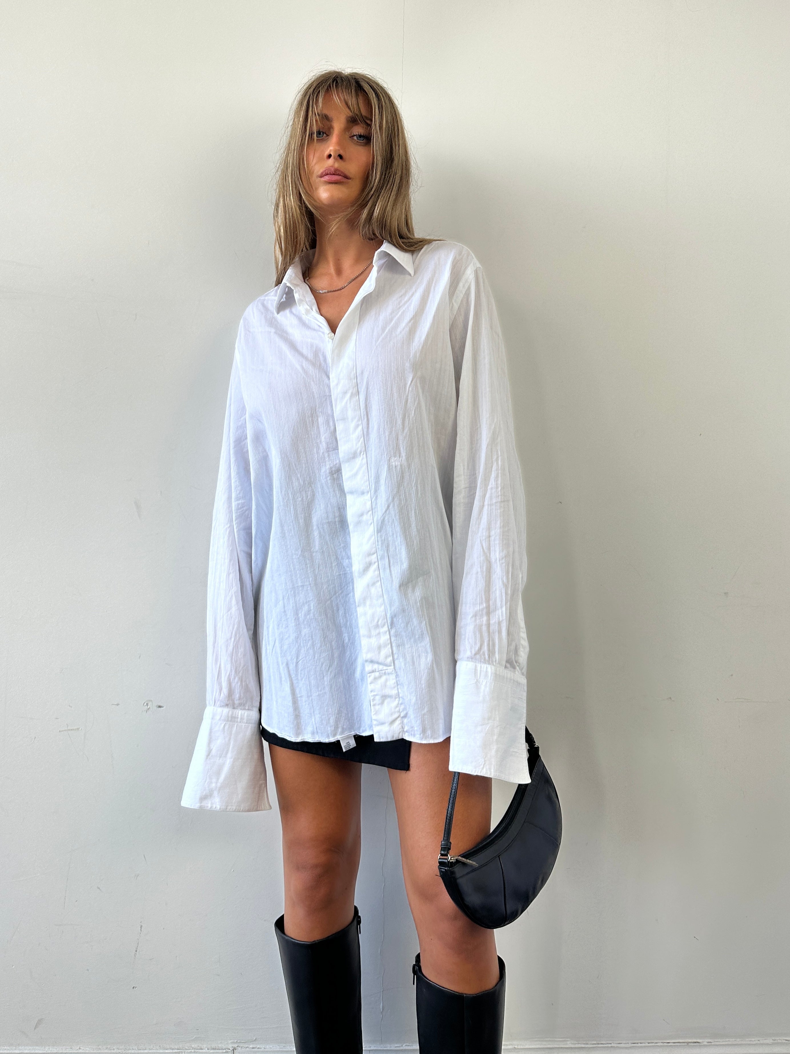 Christian Dior pure cotton striped dress shirt in XL/XXL with a classic button-down design and tailored fit.