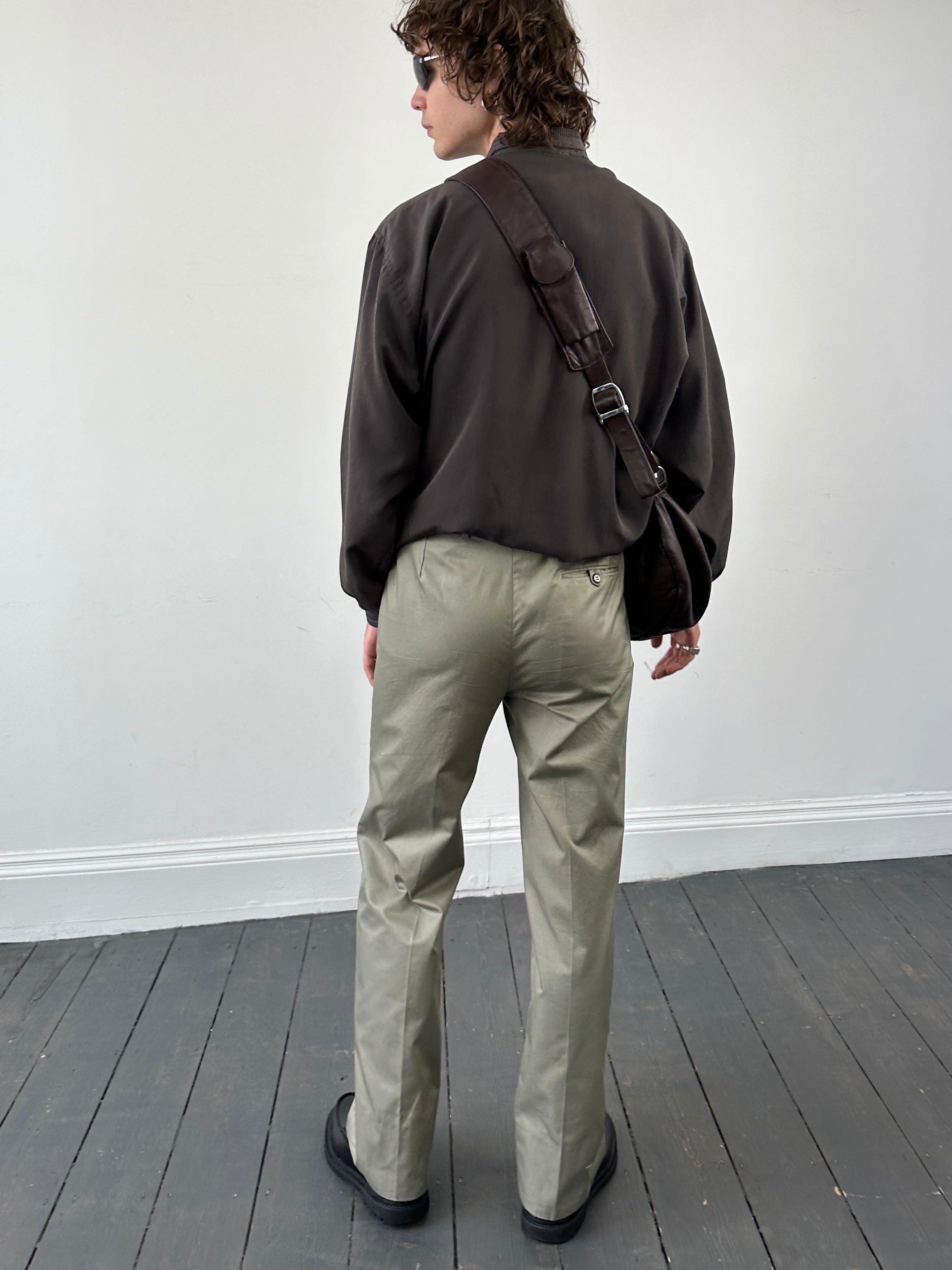 Vintage Italian pure cotton straight leg trousers in size W30, shown in classic style with a relaxed fit.