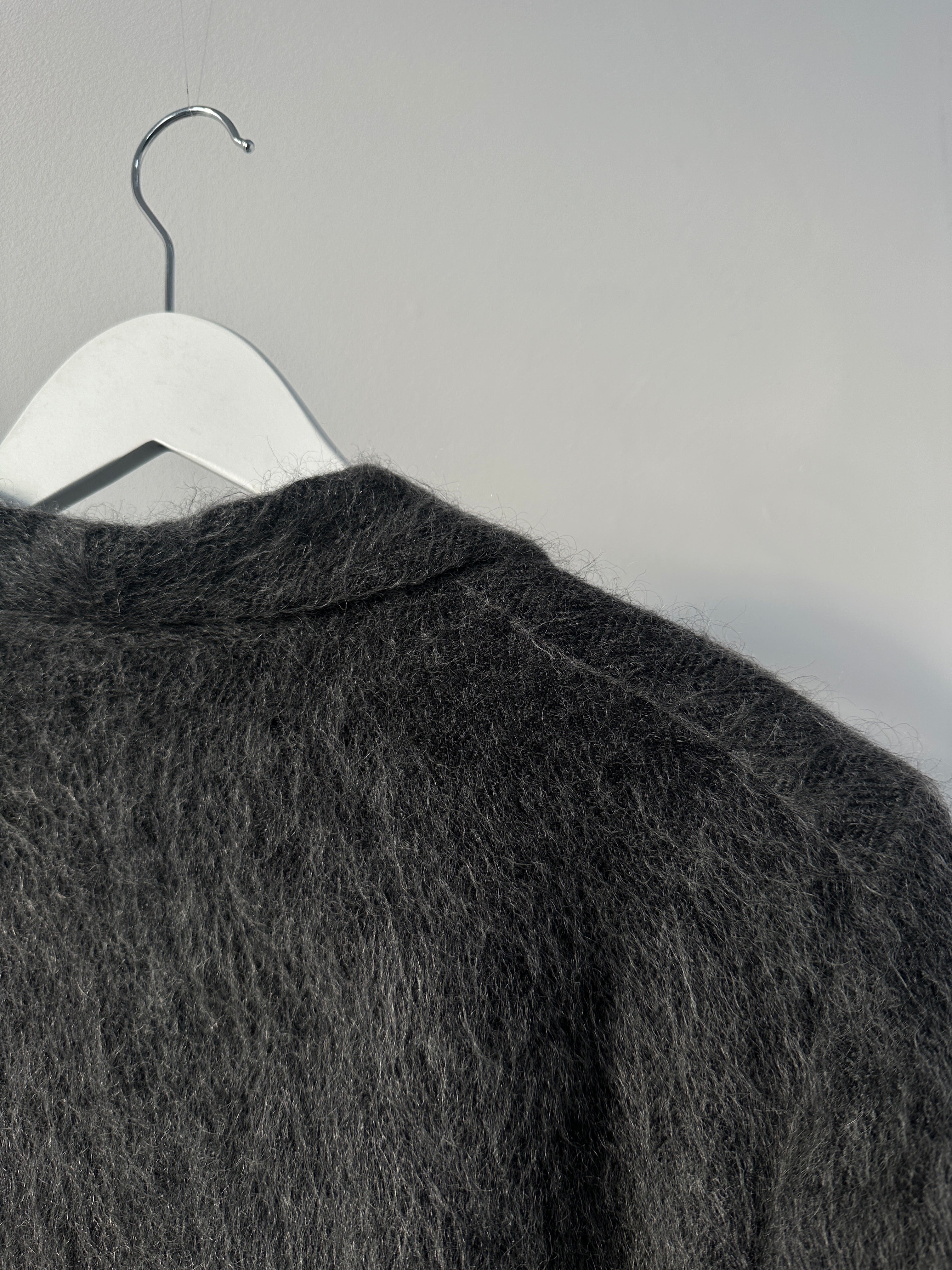 Emporio Armani fuzzy wool mohair single-breasted coat in size M, showcasing a stylish beige coat with a classic collar and tailored fit.