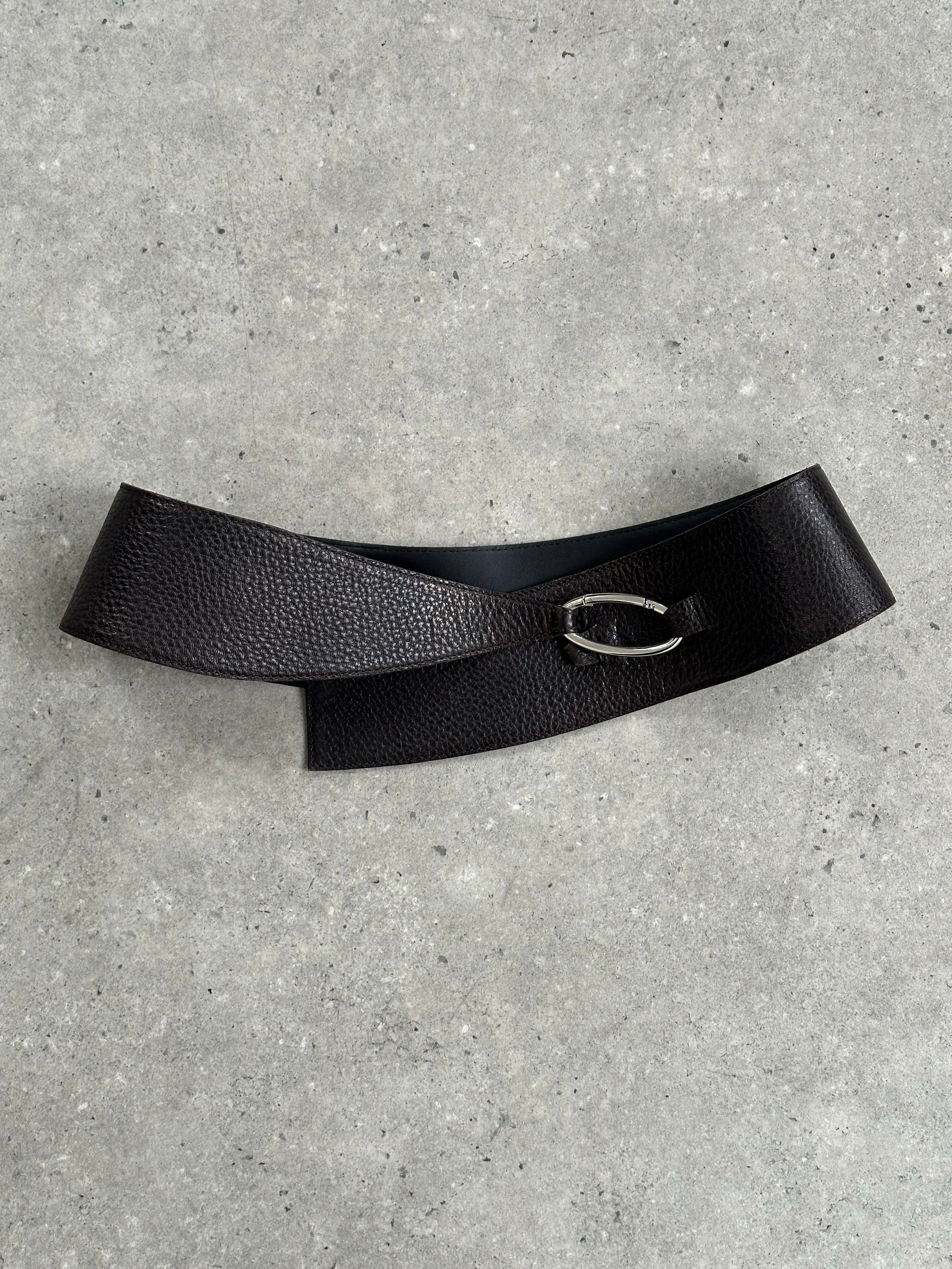 Rene Lezard 2000s leather chunky belt with wide W32-34 waist size, featuring textured dark brown leather and a bold buckle.