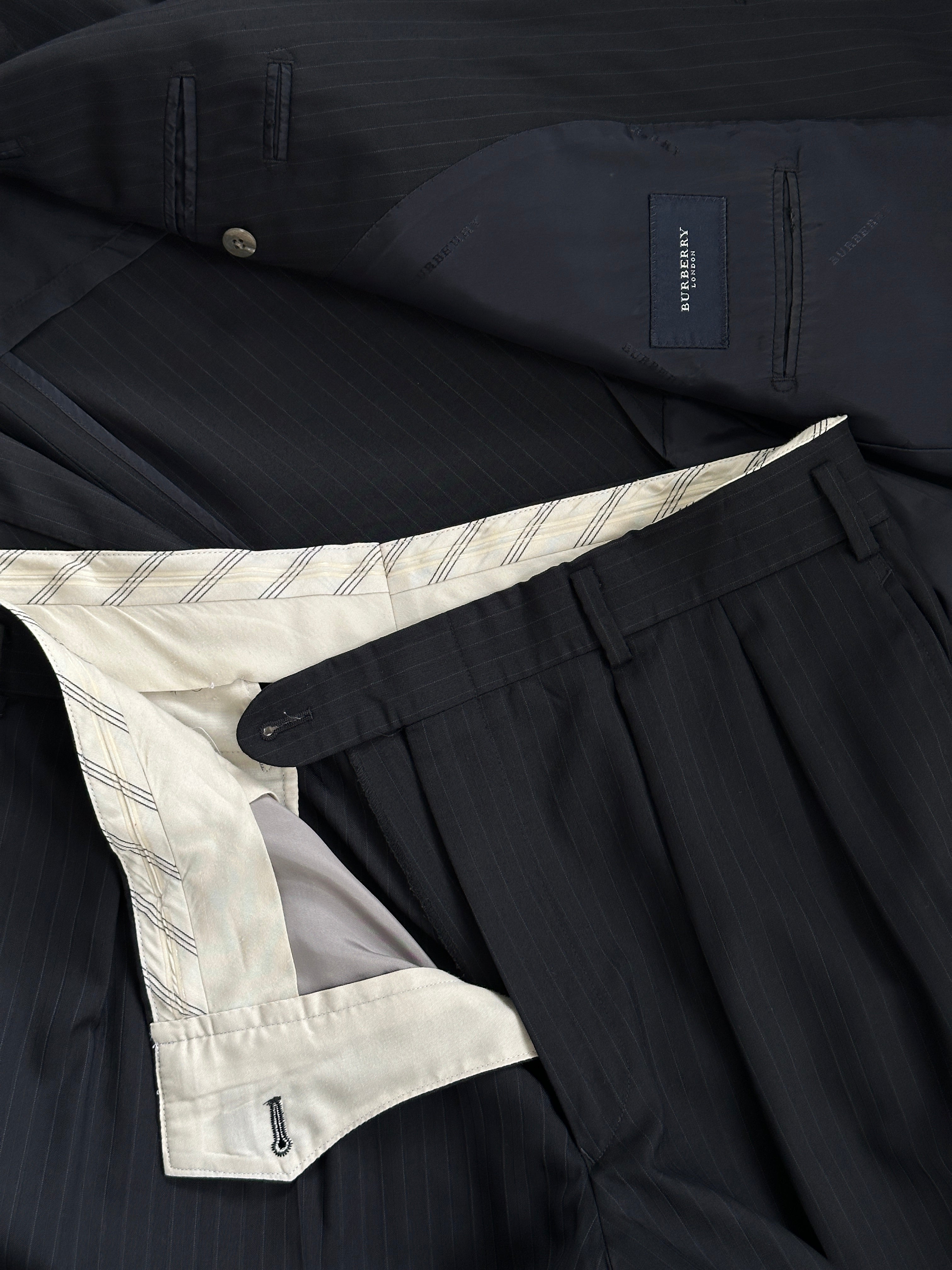 Burberrys London 1990s Suit - 46S/W34