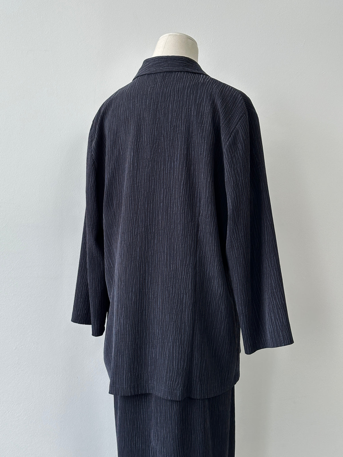 St Michael 1990s cupro textured two-piece set in size large, featuring a stylish vintage design and soft fabric texture.