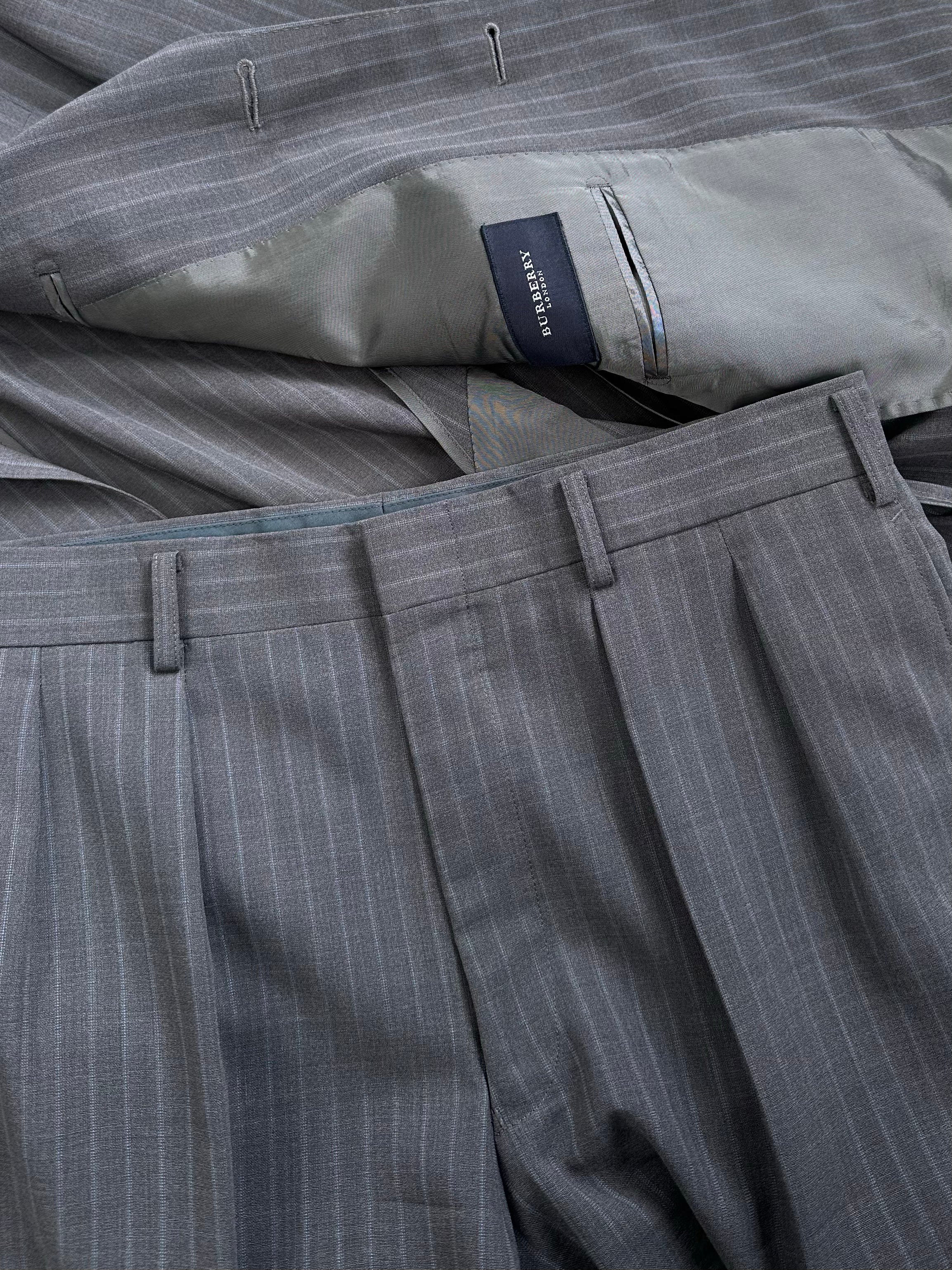 Burberry London 1990s Pure Wool Striped Suit - 40R/W32