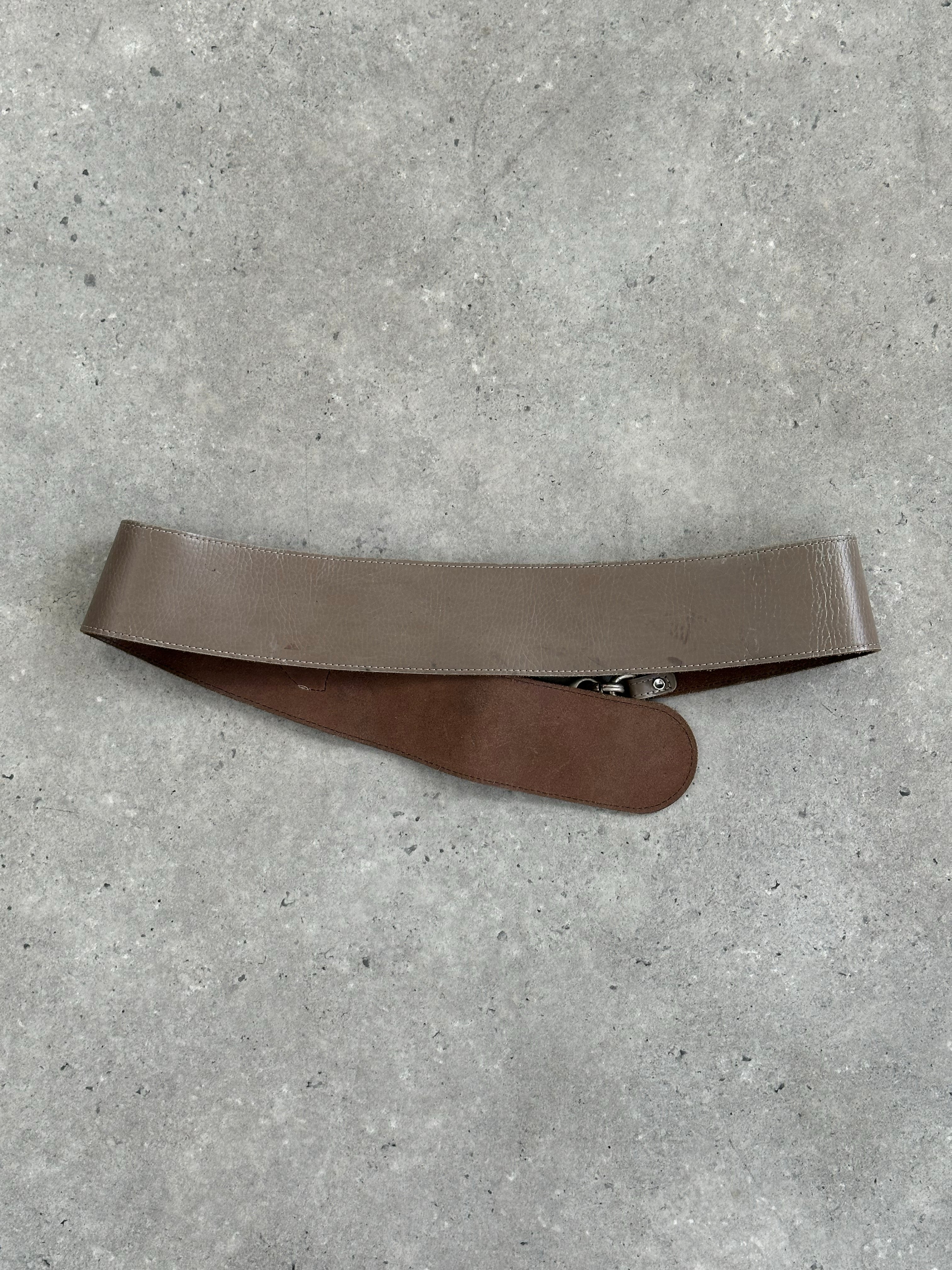 Vintage 1990s Chunky Leather Hip Belt - W38