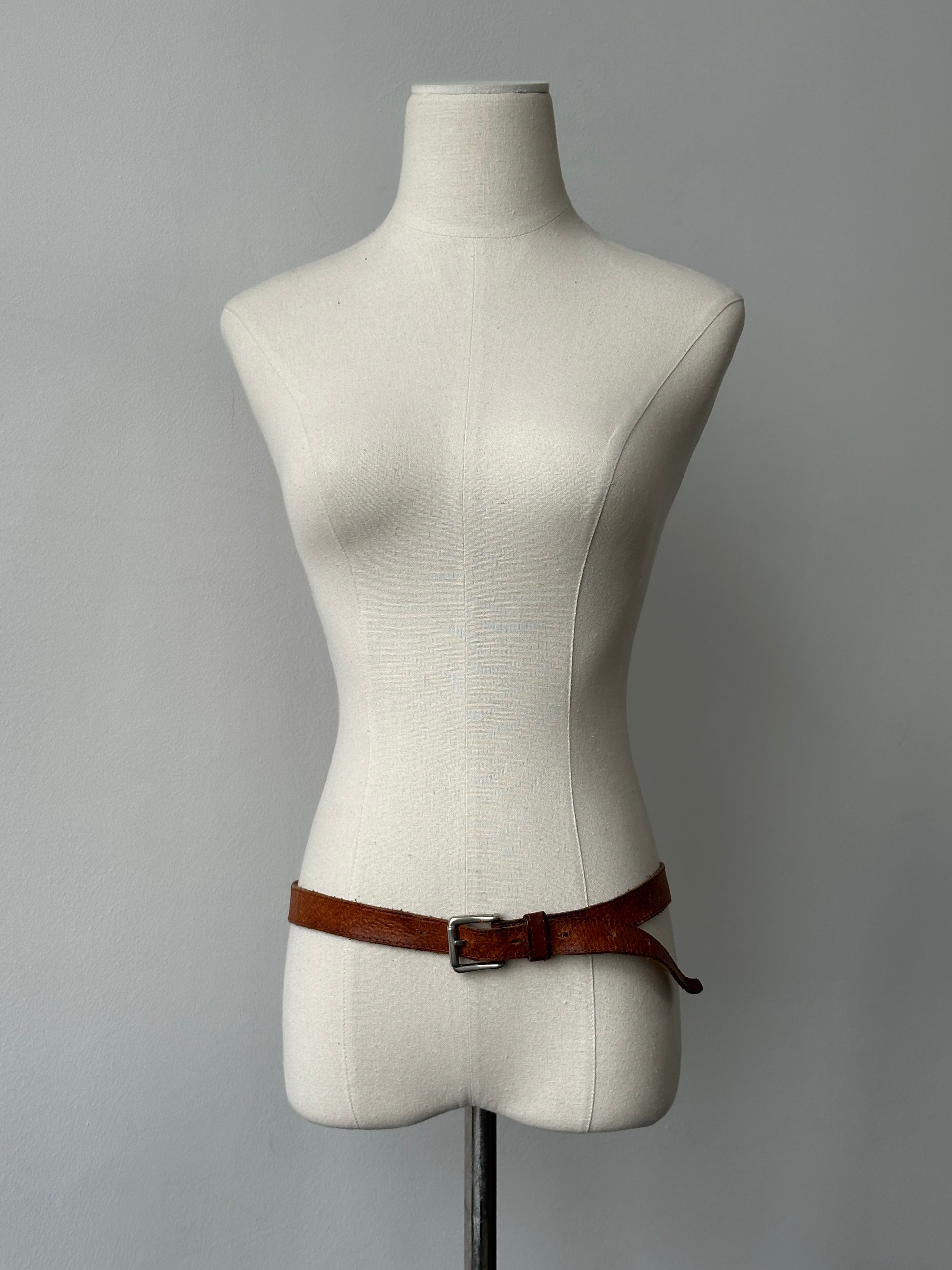 French Vintage 1990s Slim Leather Belt - W29-35