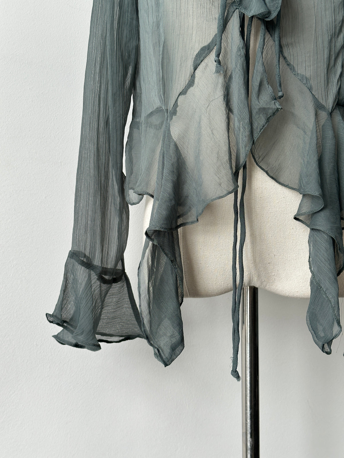 Vintage 2000s Sheer Tie Front Ruffle Top - M