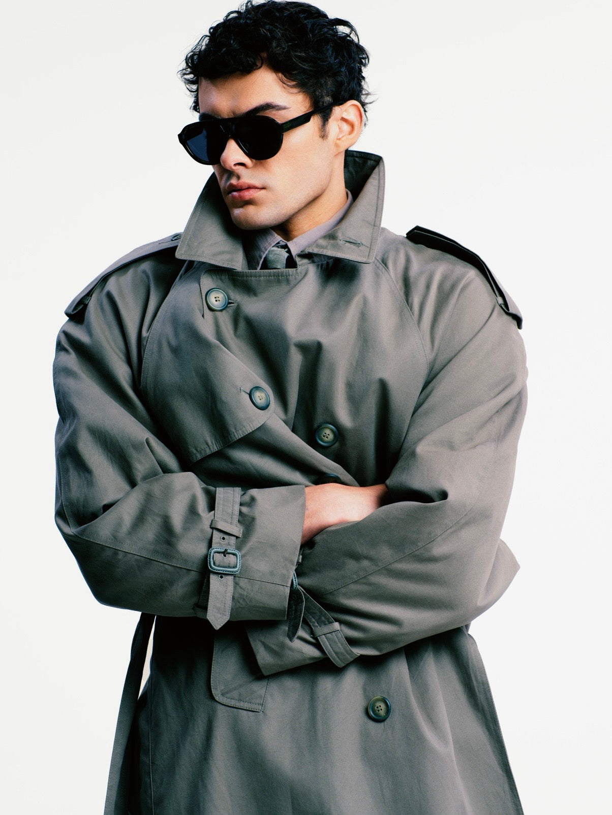 London Fog 1980s cotton belted trench coat in XL, shown in beige with classic collar and waist belt, full-length view.