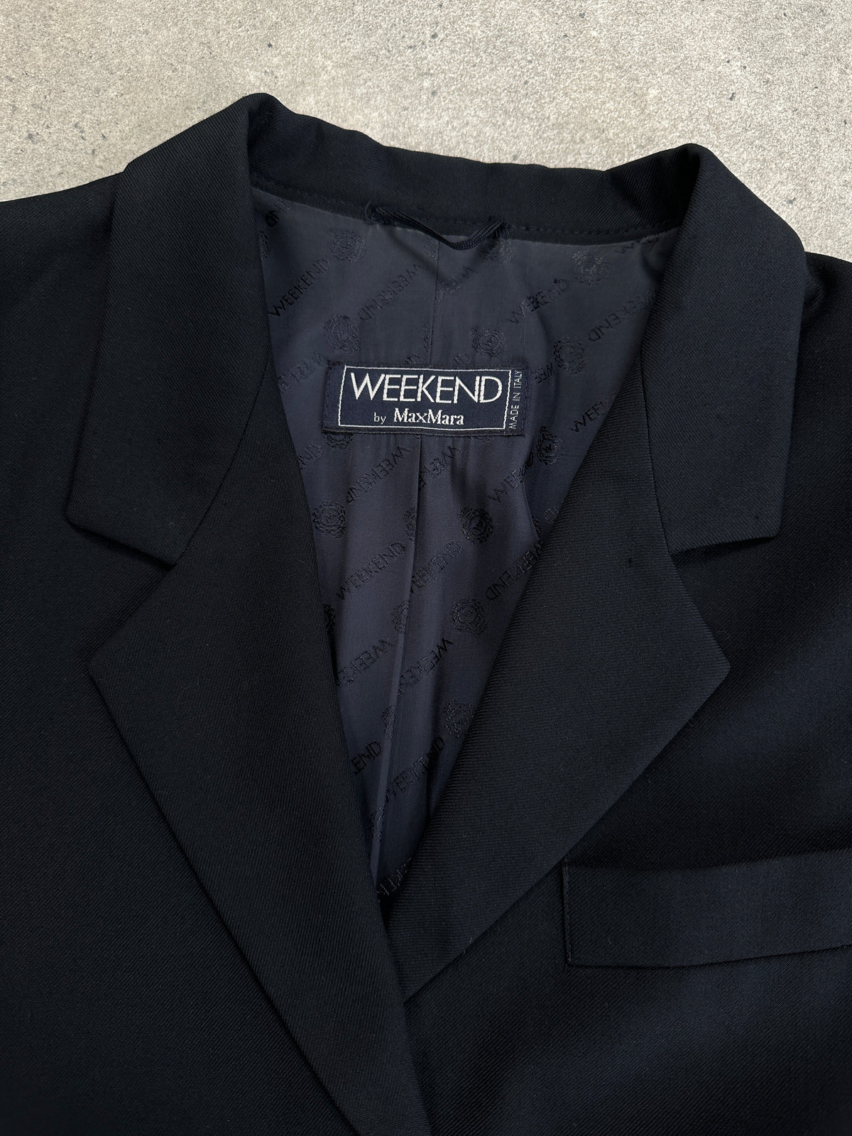 Max Mara Weekend 1990s Virgin Wool Bespoke Button Jacket, size S, shown in a close-up image highlighting the tailored fit and classic design.