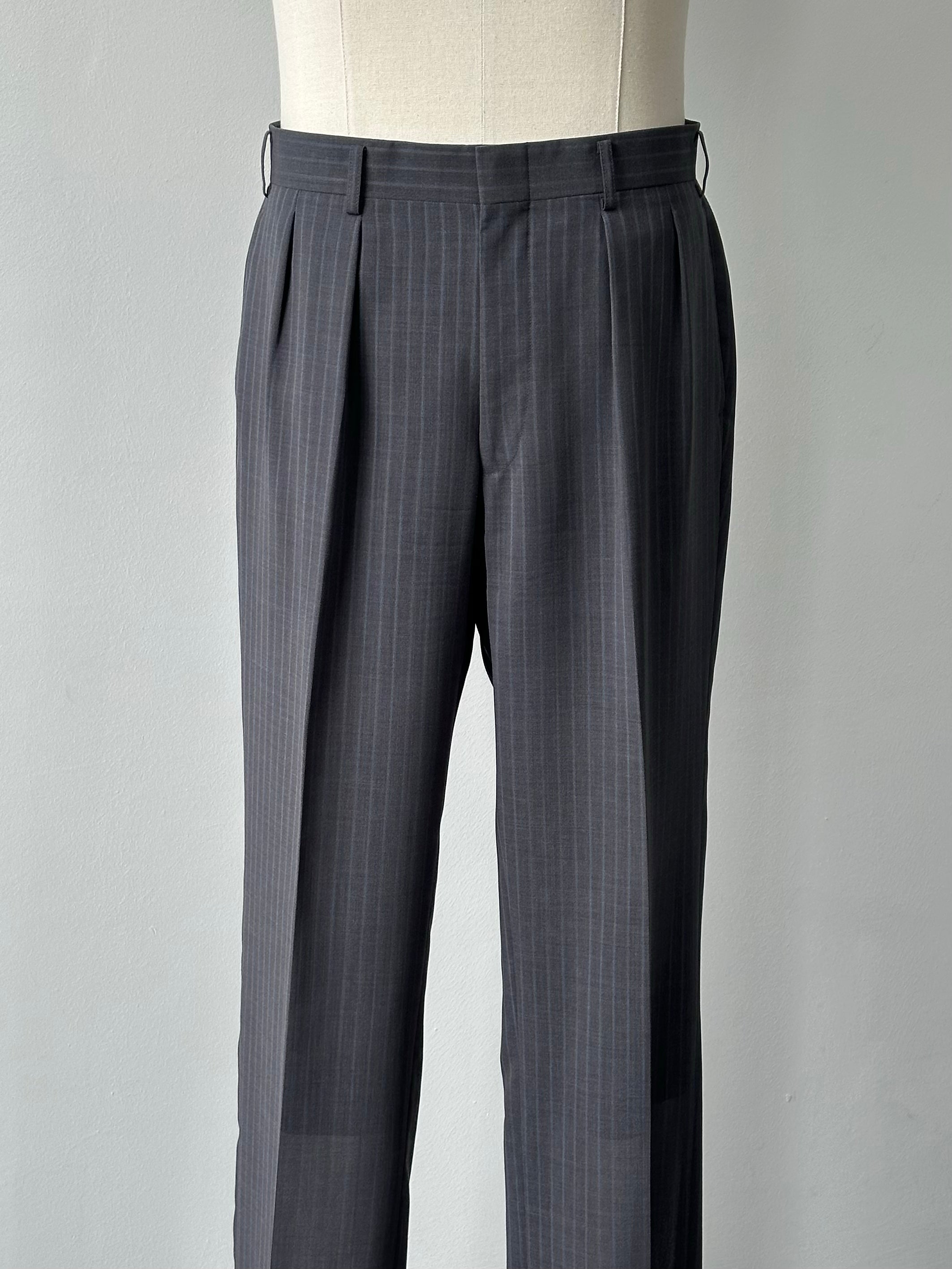 Burberry London 1990s Pure Wool Striped Suit - 40R/W32