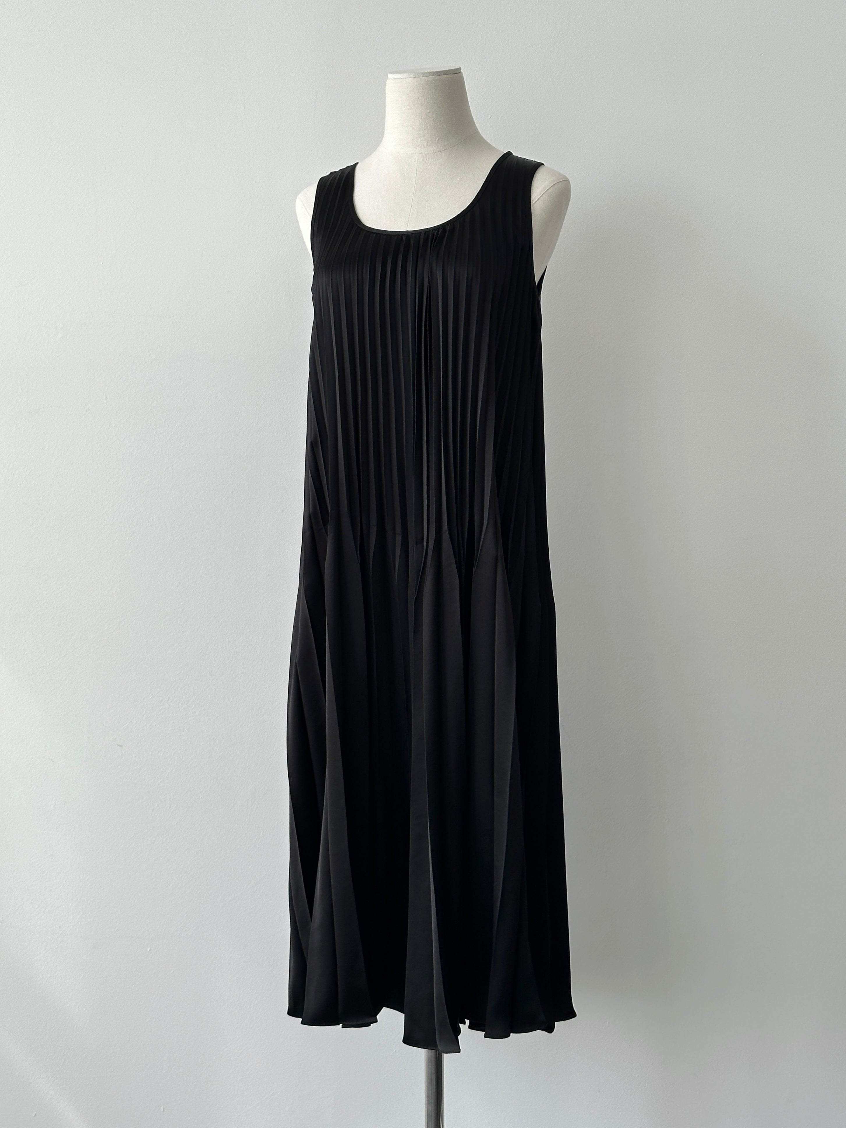 Donna Karan 2000s Sleeveless Pleated Midi Dress - XS-S