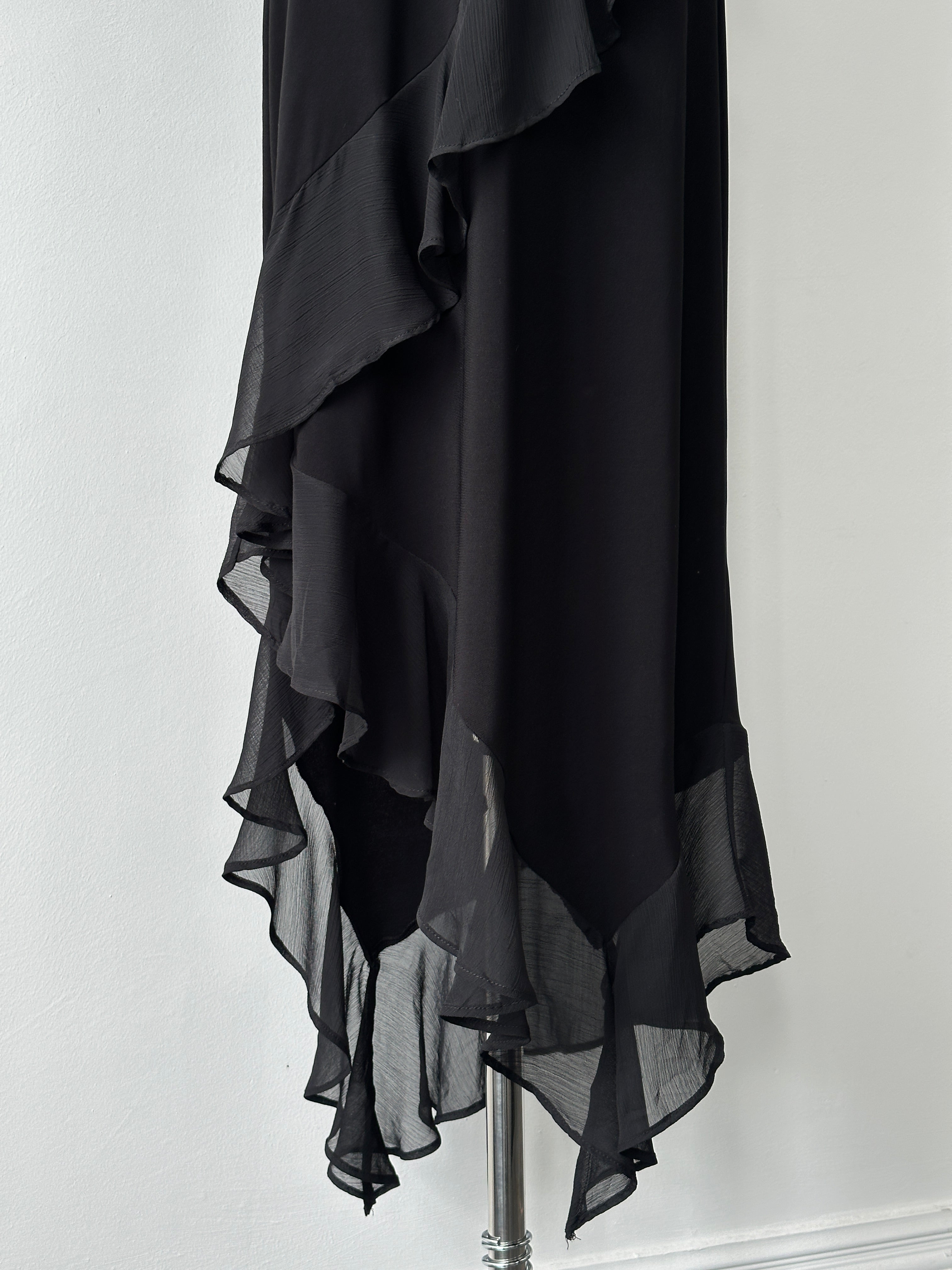 Tommy Hilfiger Asymmetric Ruffle Maxi Dress - L