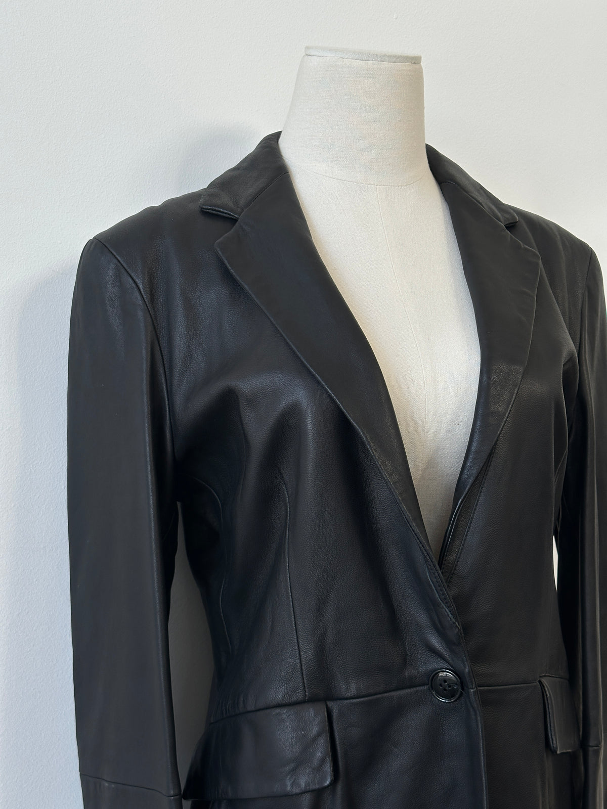 Emporio Armani 1990s Fitted Lamb Leather Jacket - S