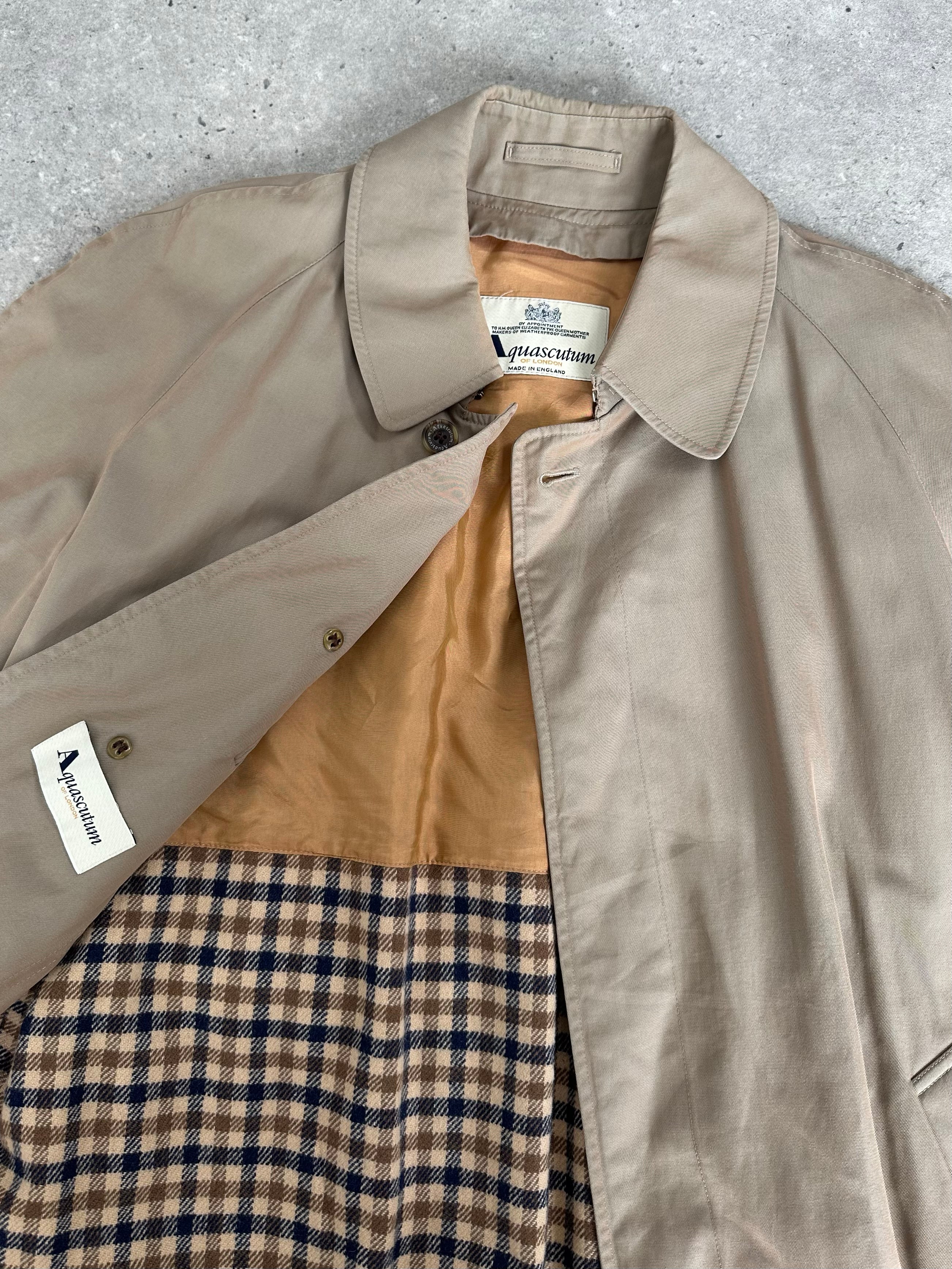 Aquascutum 1990s Pure Cotton Belted Trench - S