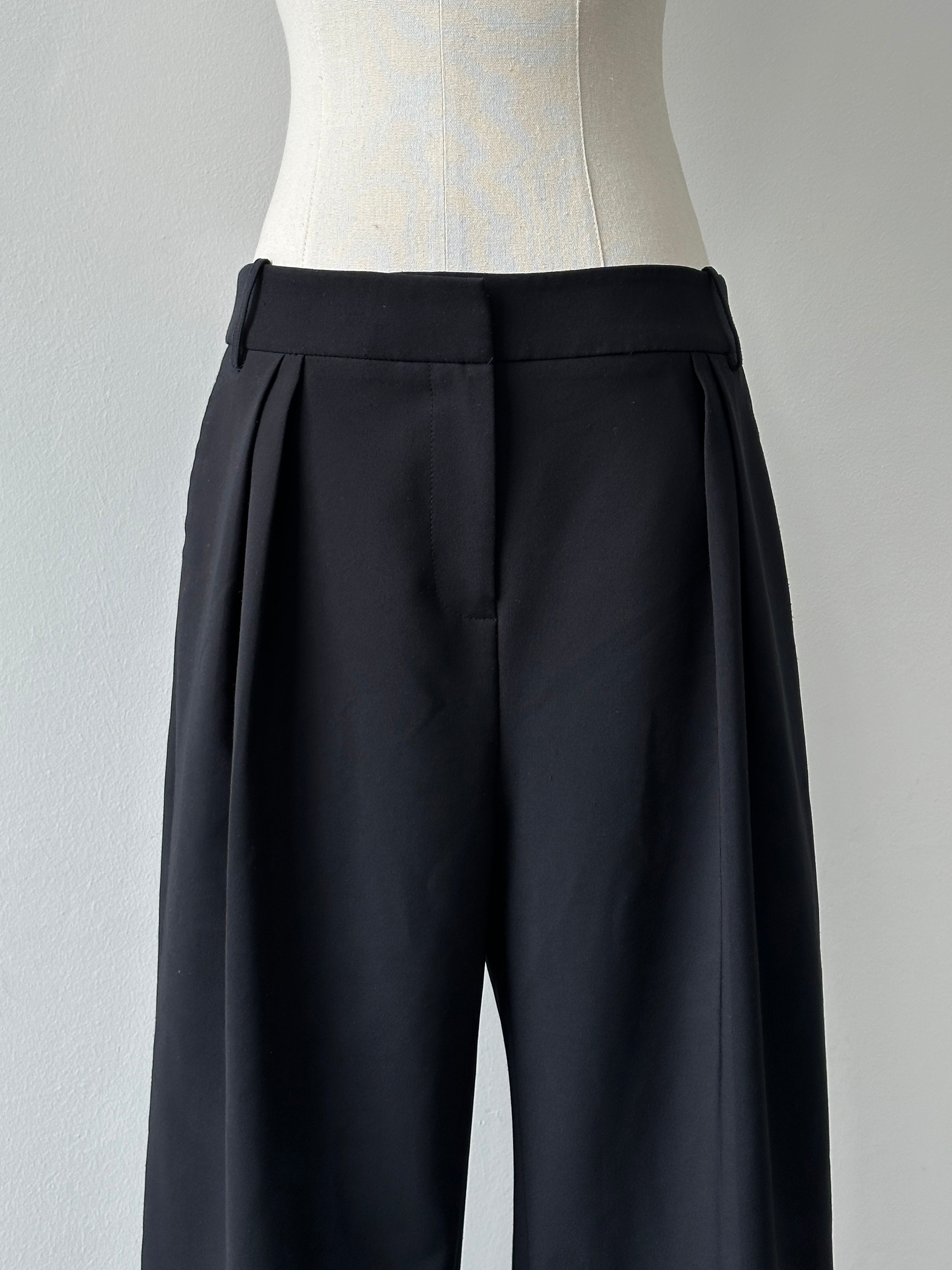 Calvin Klein 2000s Wide Leg Tailored Trousers - W28