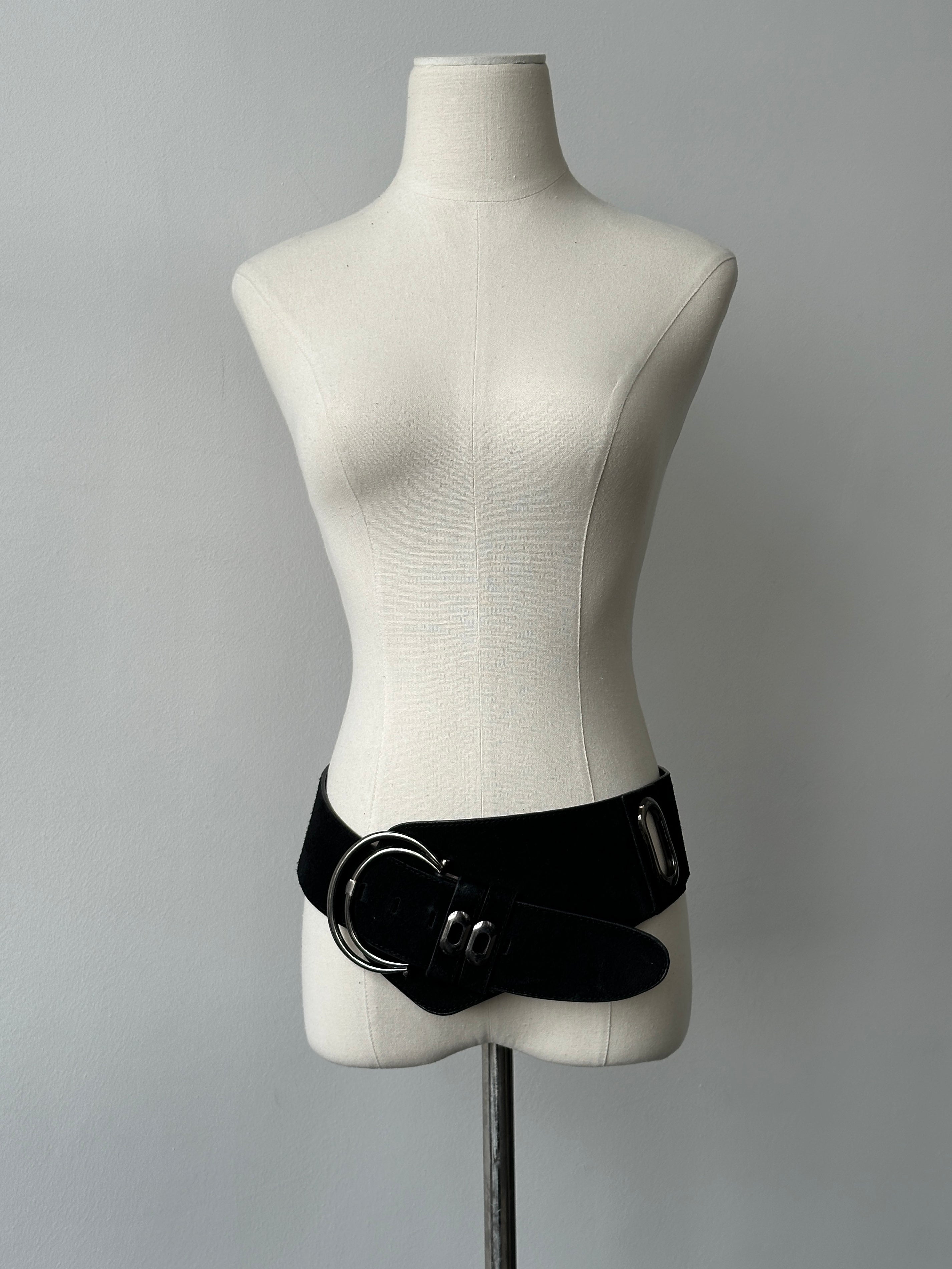 Vintage 1990s suede chunky belt, W33-37, featuring textured brown suede with a large metal buckle, perfect for retro fashion accessories.