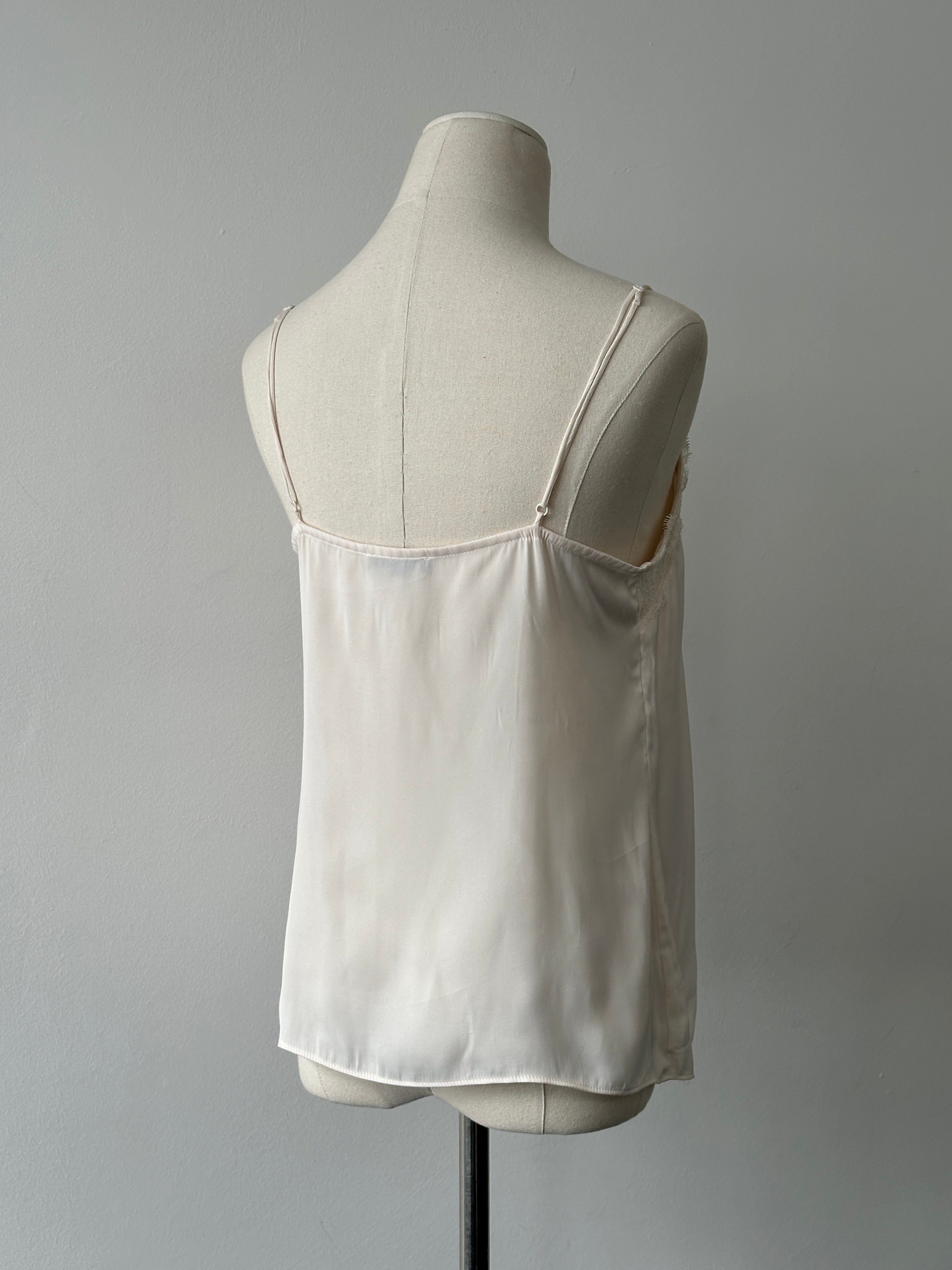 Vintage 2000s satin lace top in size M, featuring delicate lace details and a sleek satin finish, perfect for a retro-inspired look.