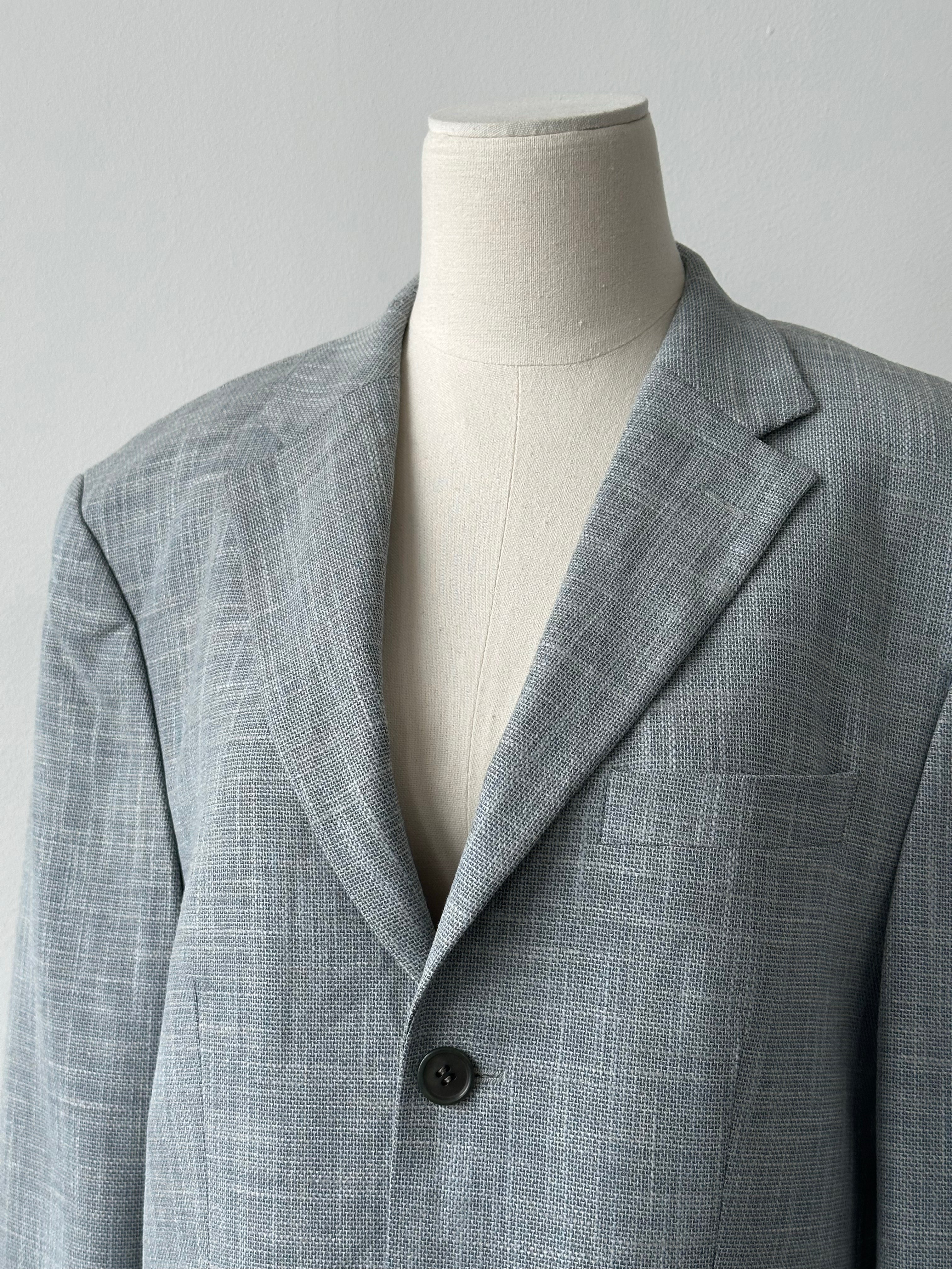 Loro Piana 1990s single-breasted blazer in size L/XL, tailored fit with classic lapels and structured shoulders.