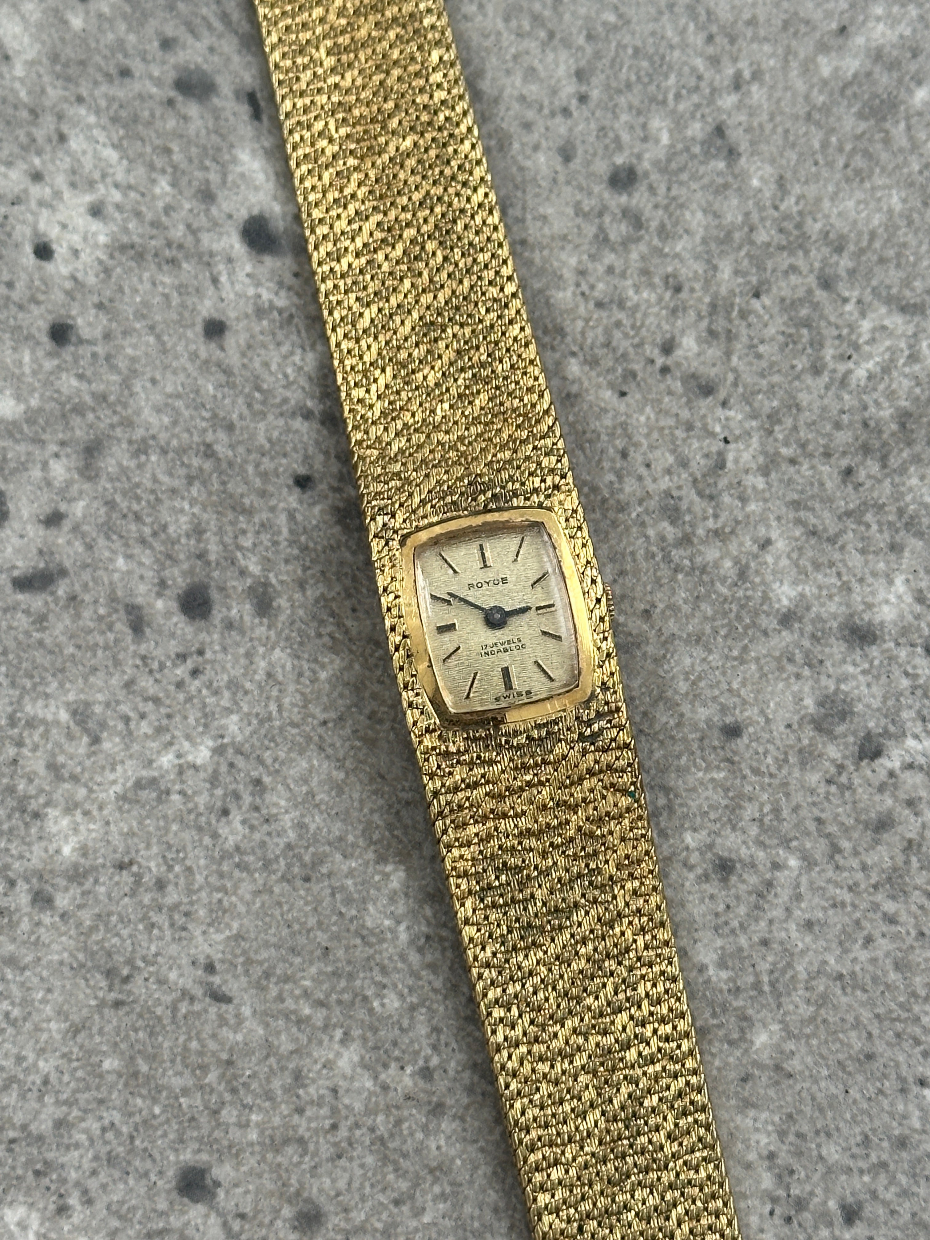 Vintage Royce 1970s Swiss Gold Tone 17 Jewel Watch