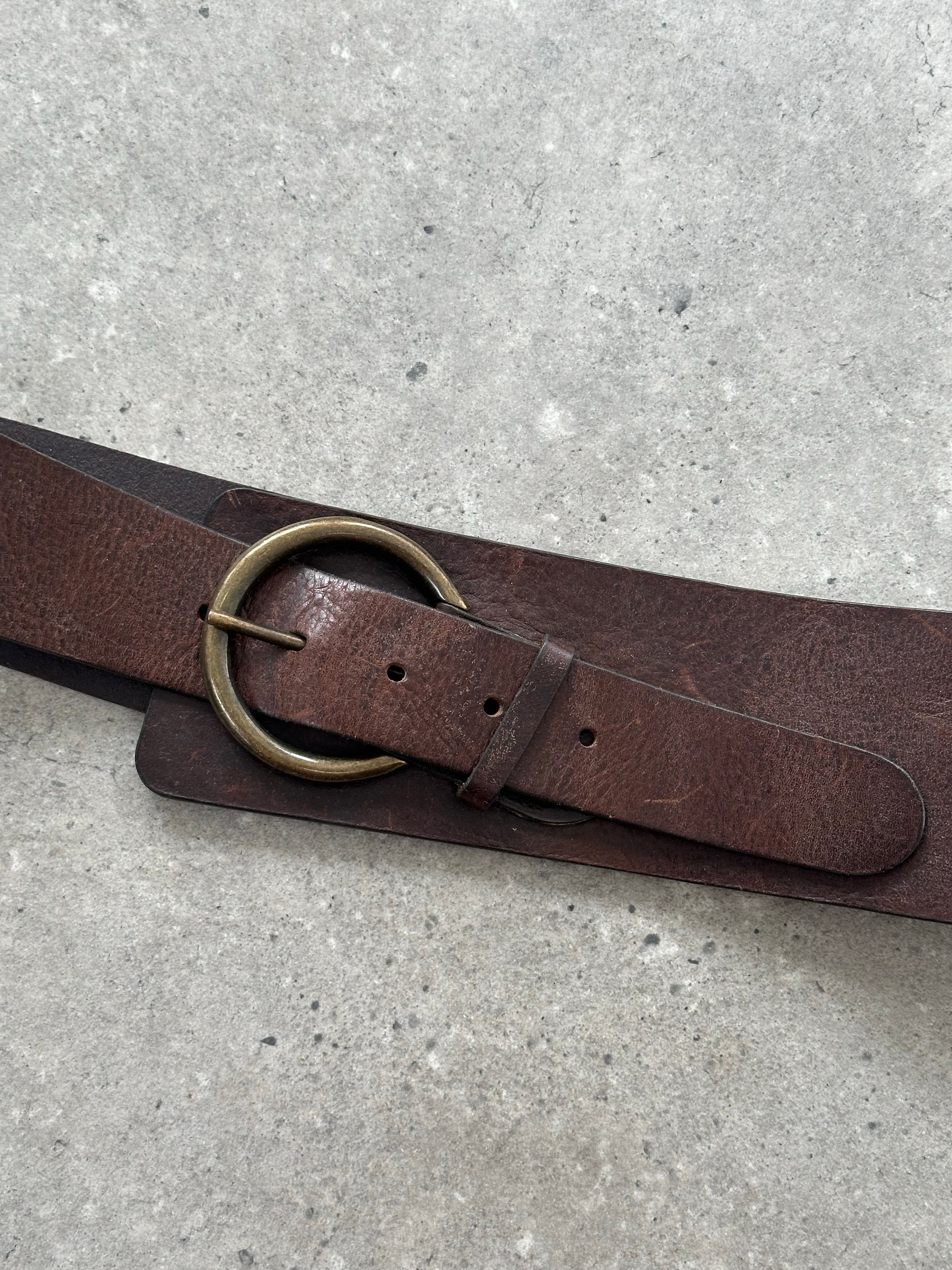 Joseph 1990s leather chunky belt with brass buckle, wide design, natural distressed leather, size W26-30, vintage-inspired accessory.