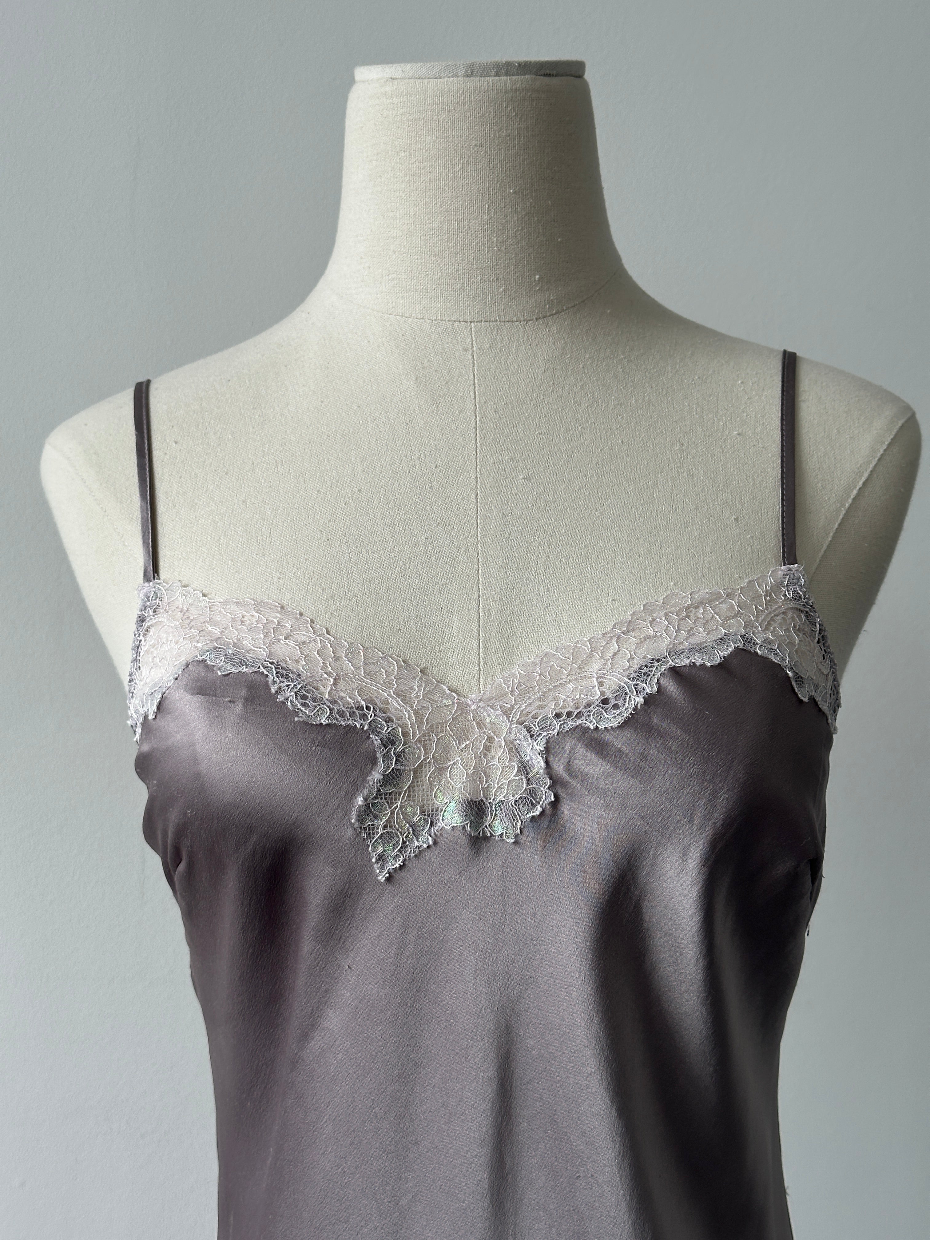 Victoria Secret 2000s Sleeveless Lace Mini Slip Dress - XS-S