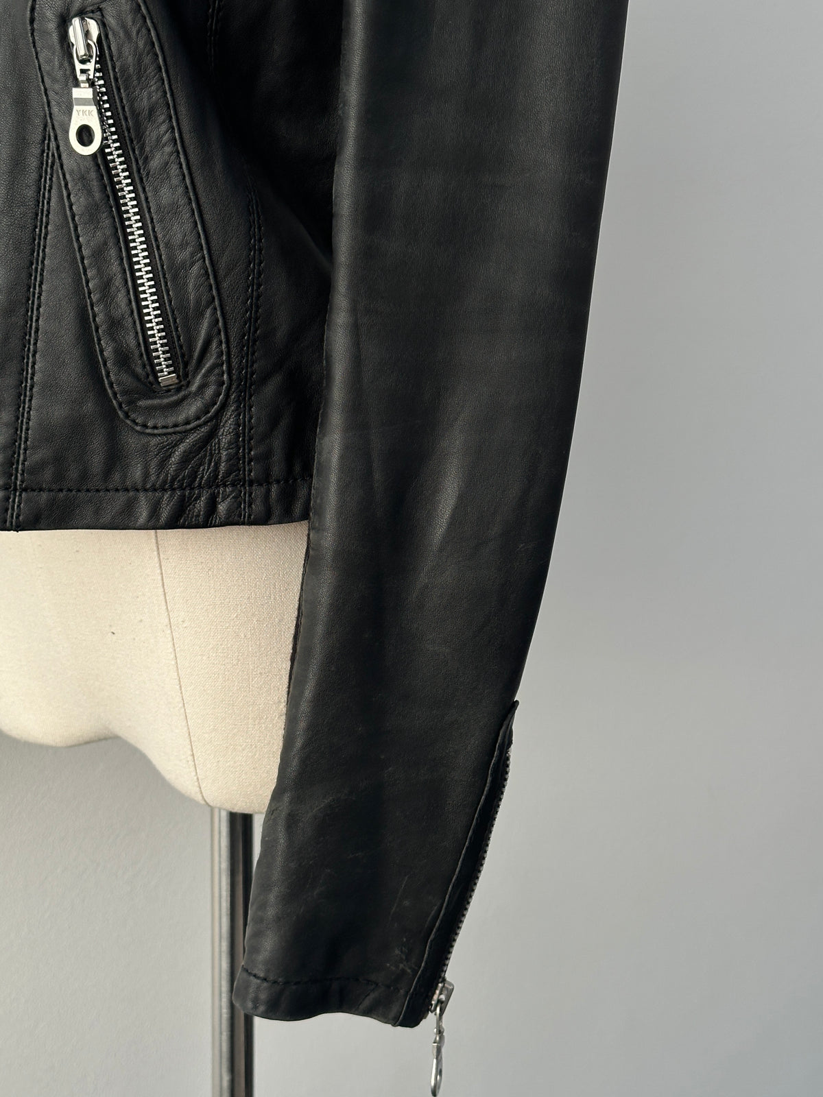 Vintage 2000s Fitted Moto Lamb Leather Leather Jacket - XS