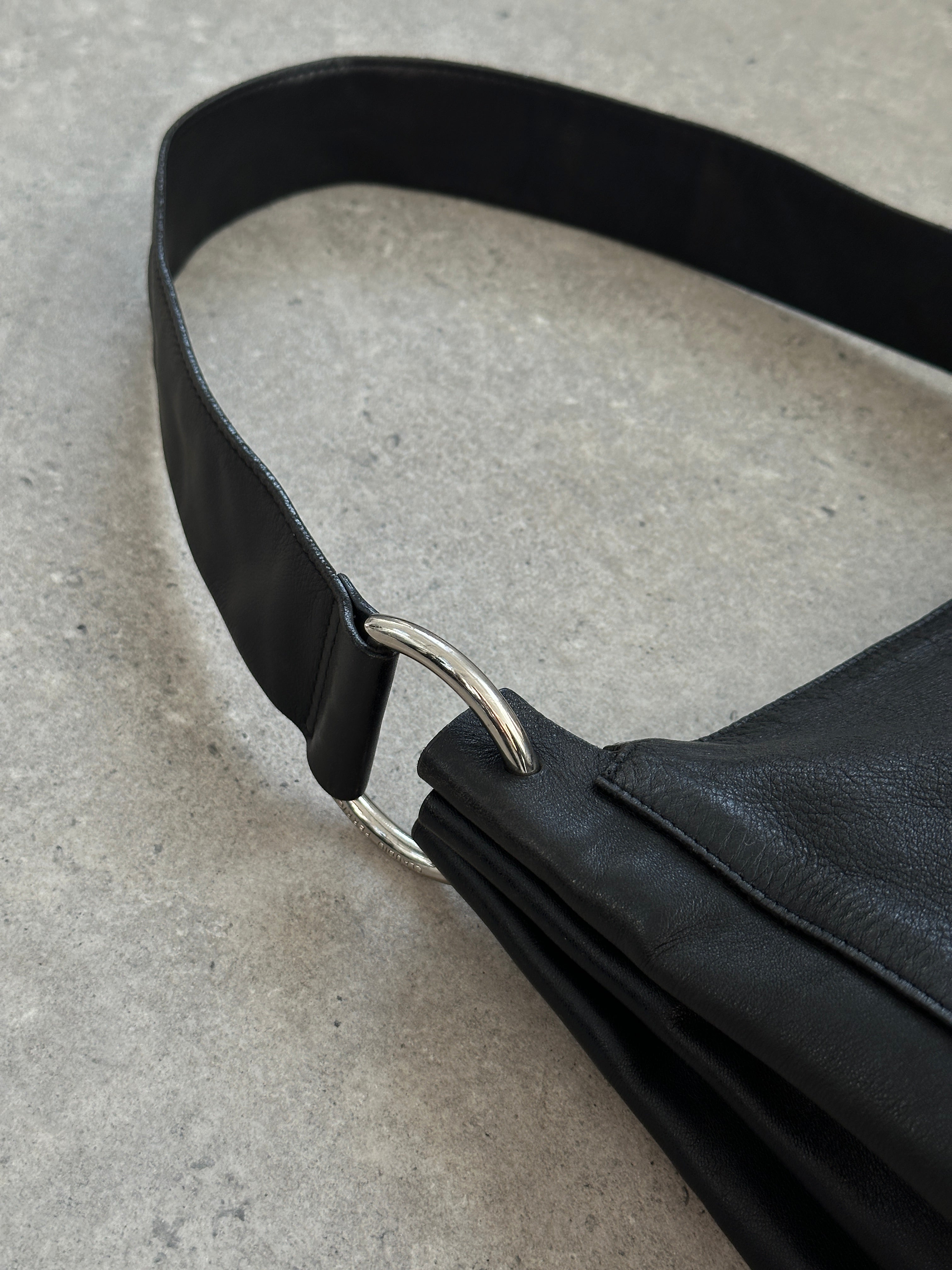 Vintage 1990s Leather Shoulder Bag