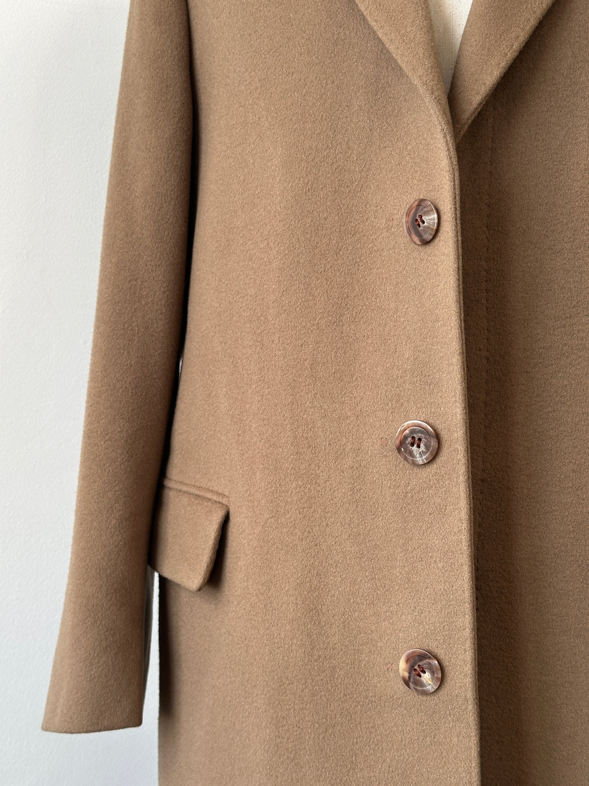 Vintage 1990s Pure New Wool Concealed Placket Coat - L