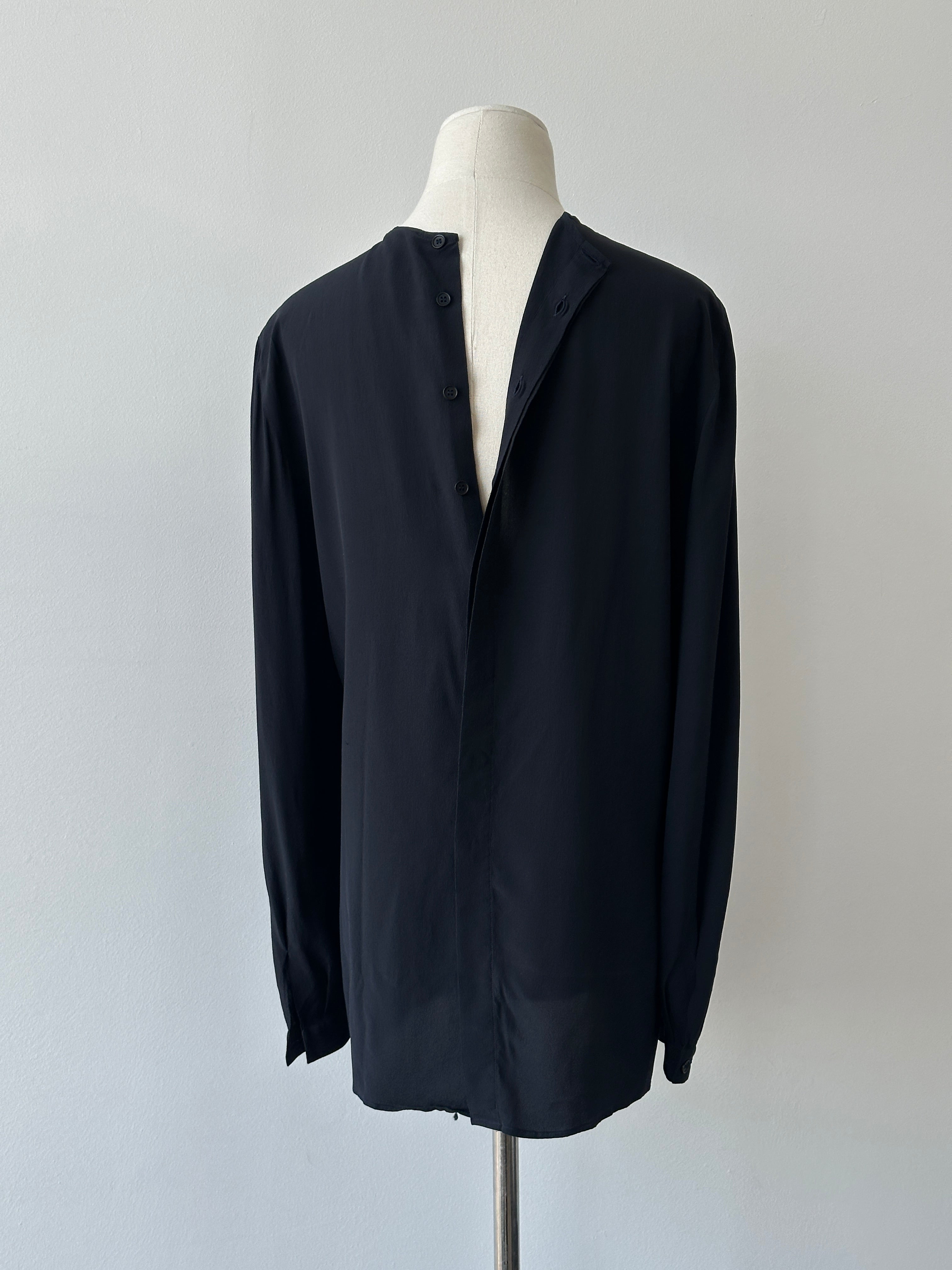 Giorgio Armani 1990s Pure Silk Button Back Shirt - M