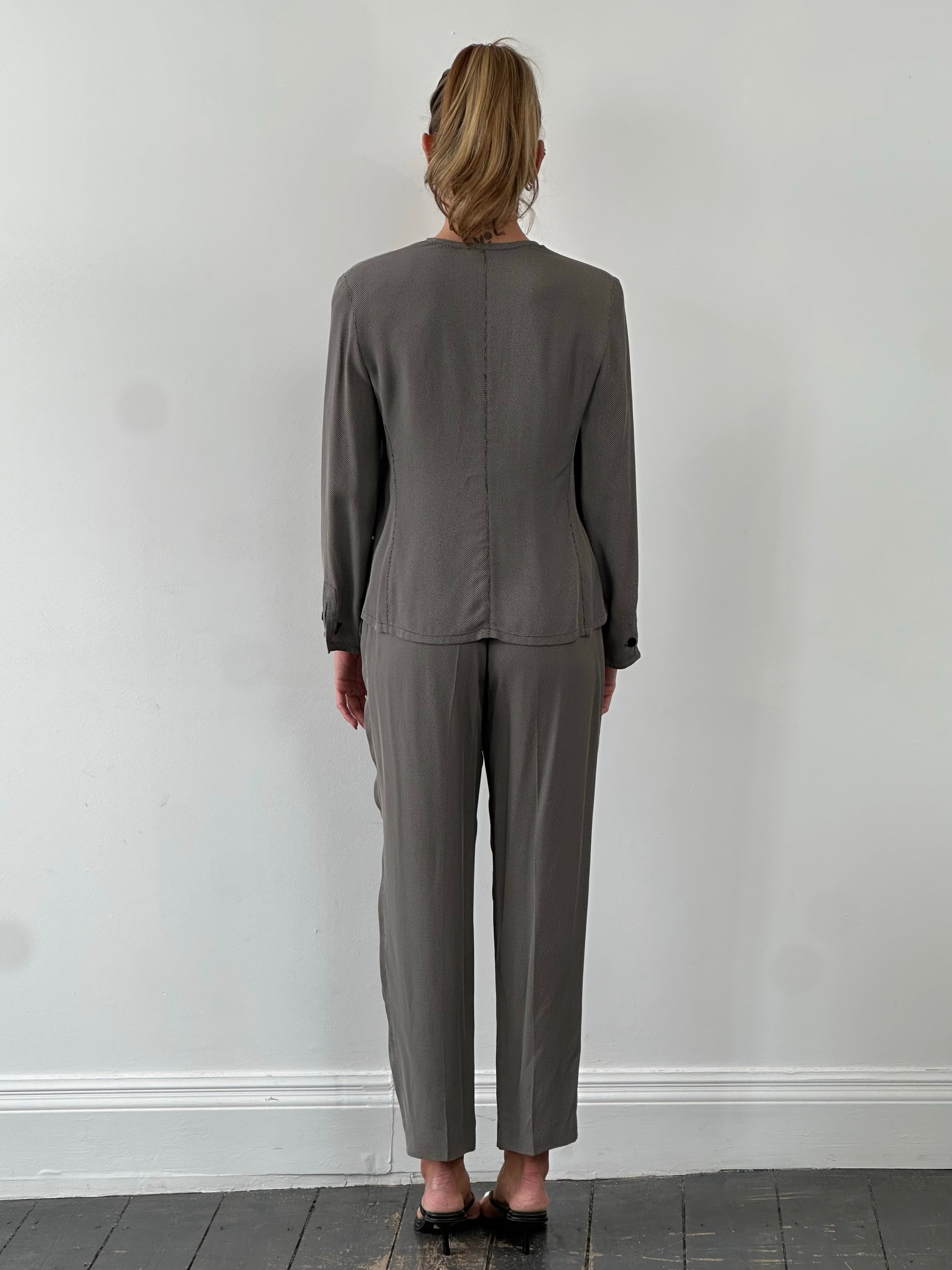 Mani 1990s Lightweight Side Split Two Piece - M/W28