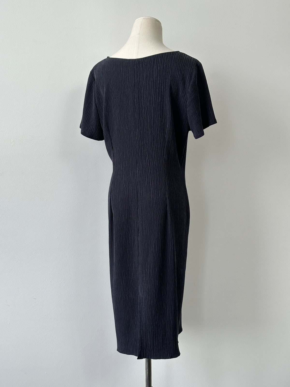 St Michael 1990s cupro textured two-piece set in size L, featuring a matching top and bottom with vintage-inspired design.