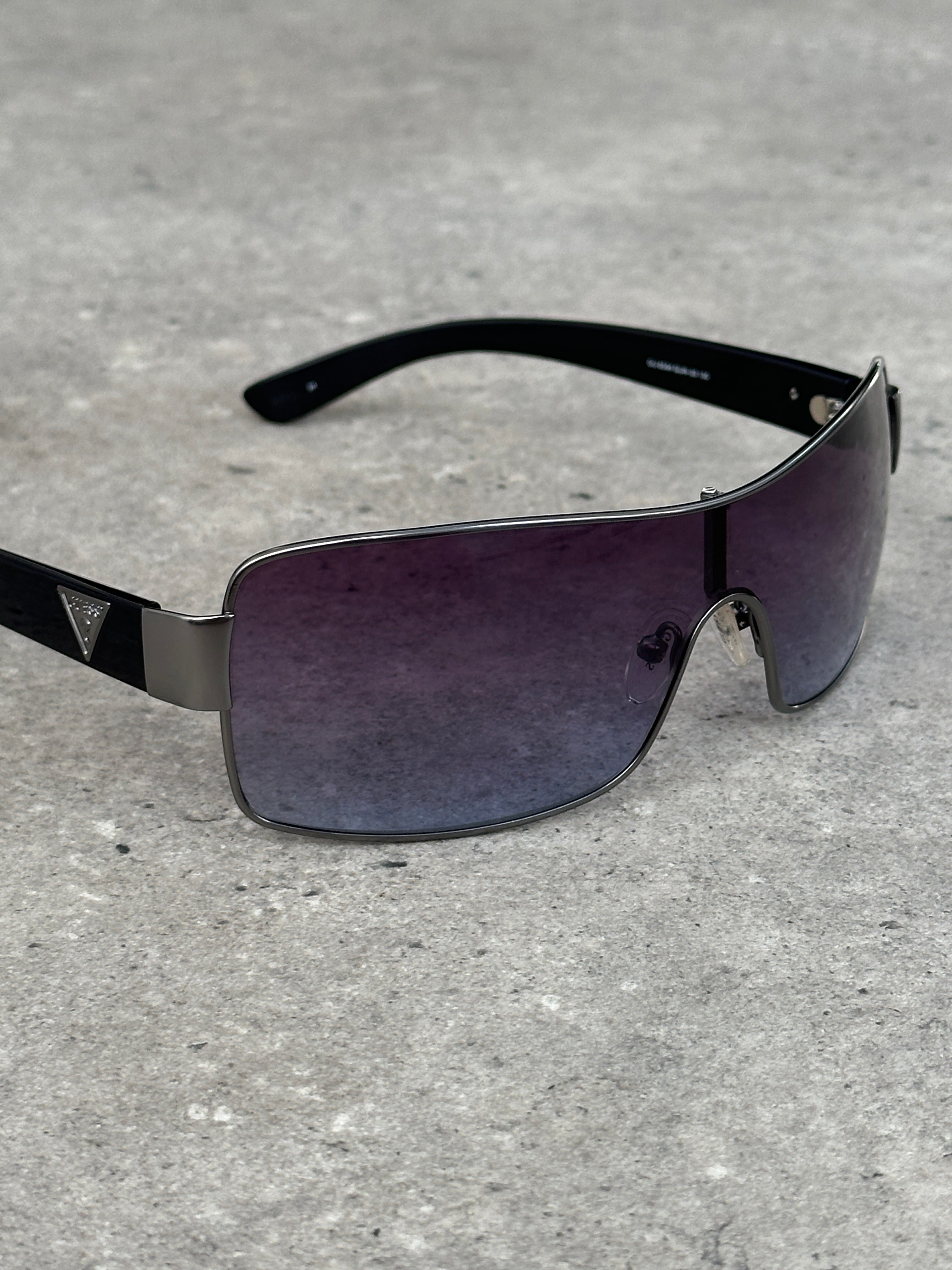 Guess 2000s Oversized Shield Logo Sunglasses