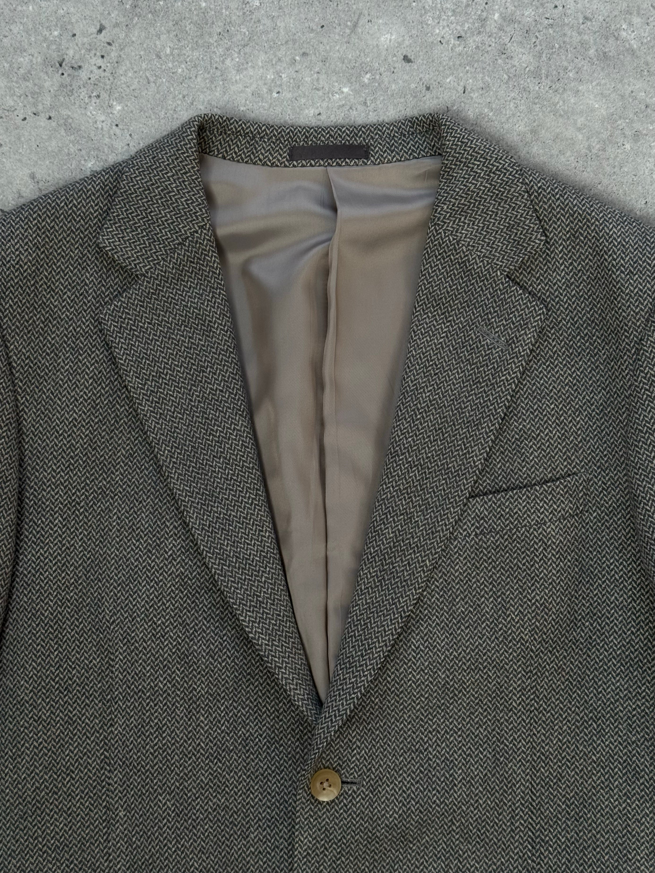 Burberry London 1990s pure wool herringbone blazer, men's size L, classic tailored fit with earthy tones and distinctive pattern.