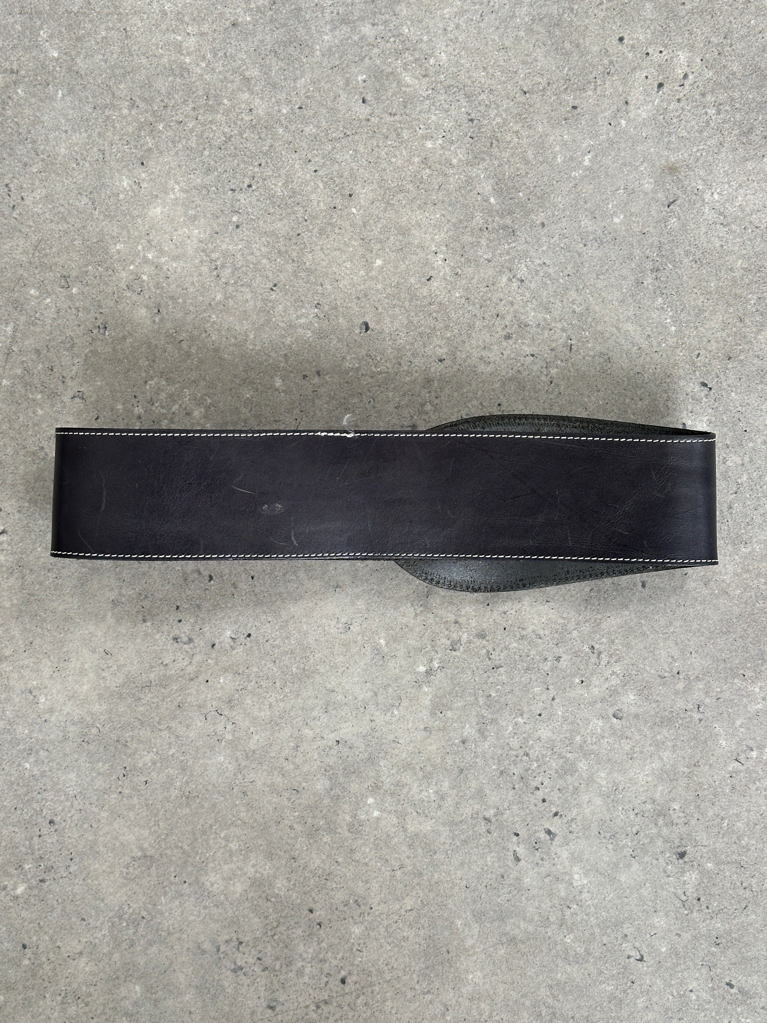 British Vintage 1990s Leather Chunky Belt - W28-30