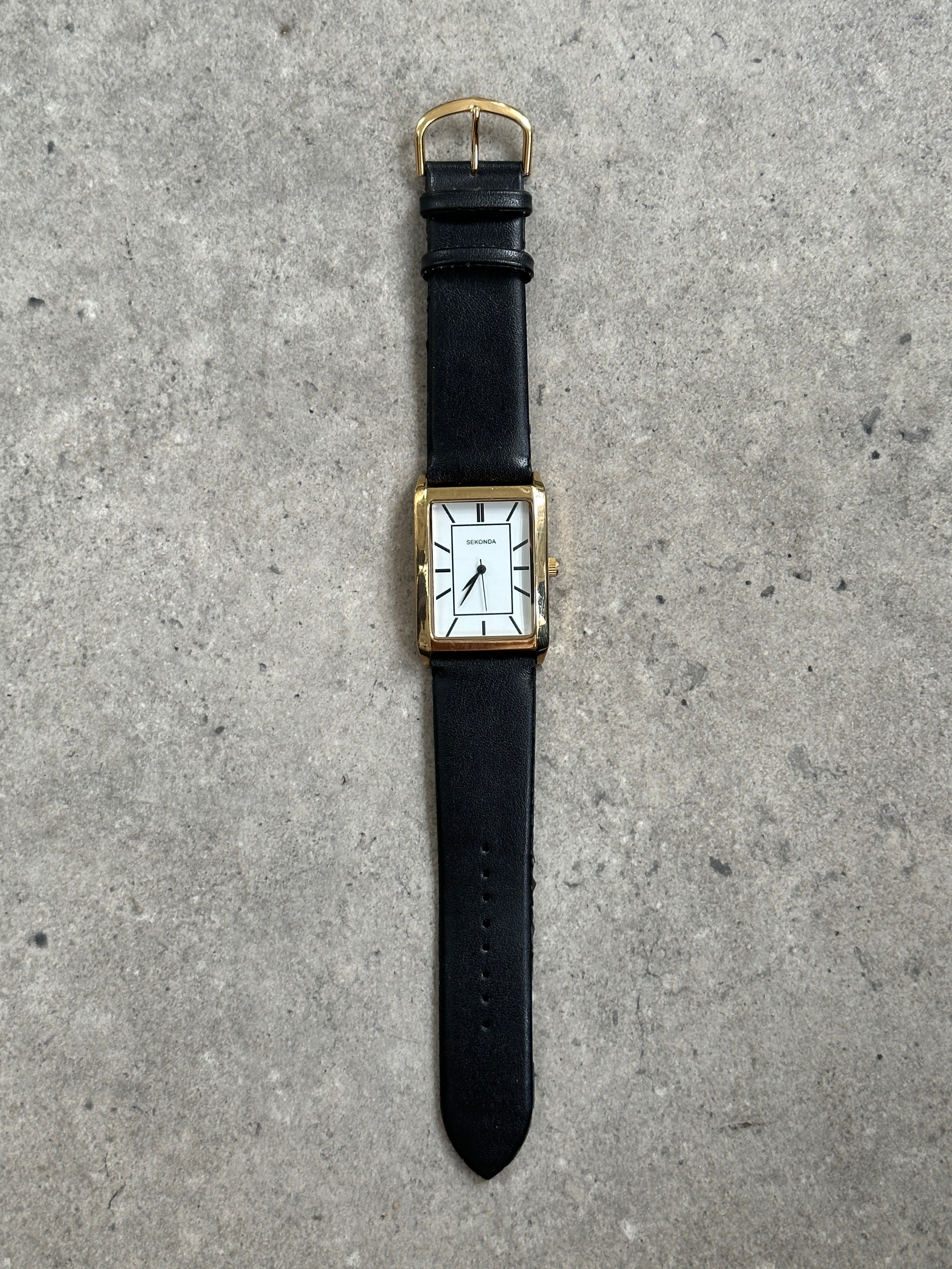 Sekonda 2000s Gold Tone Rectangular Quartz Leather Watch