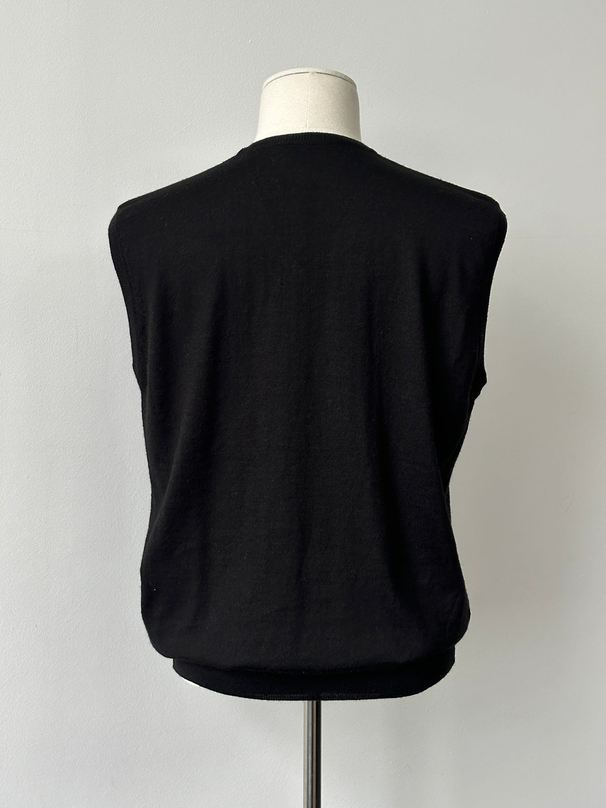 Yves Saint Laurent Pour Homme 1990s Wool Sleevless V Neck Jumper - M