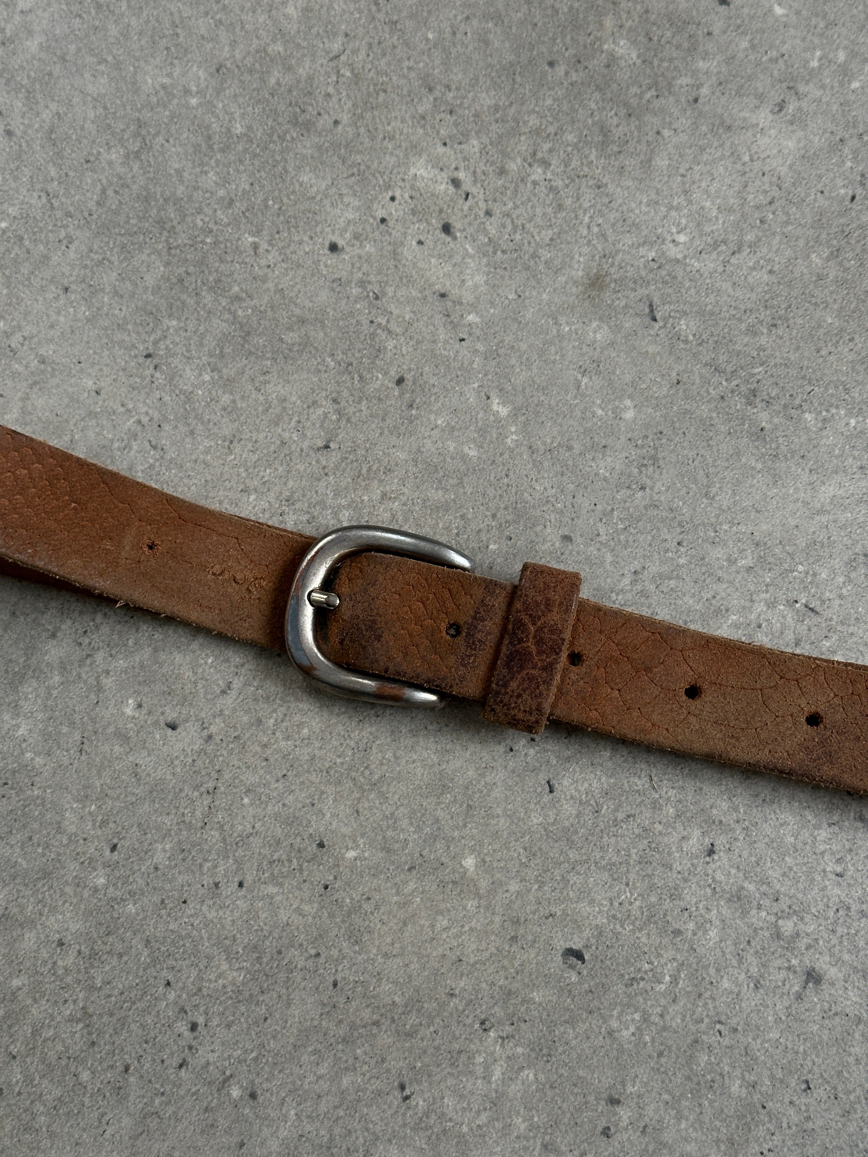 Vintage 1990s Slim Leather Belt - W32-39