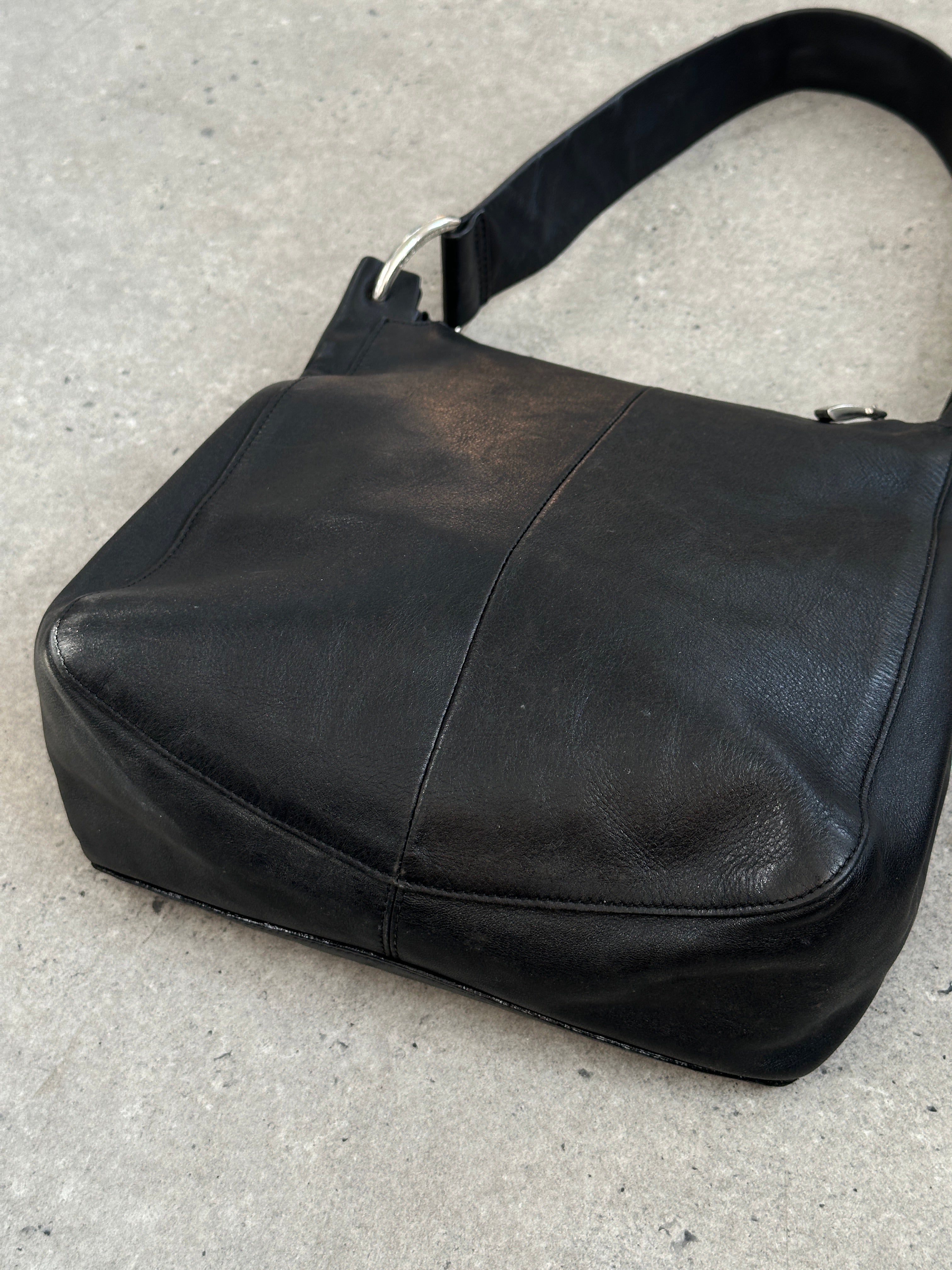 Vintage 1990s Leather Shoulder Bag