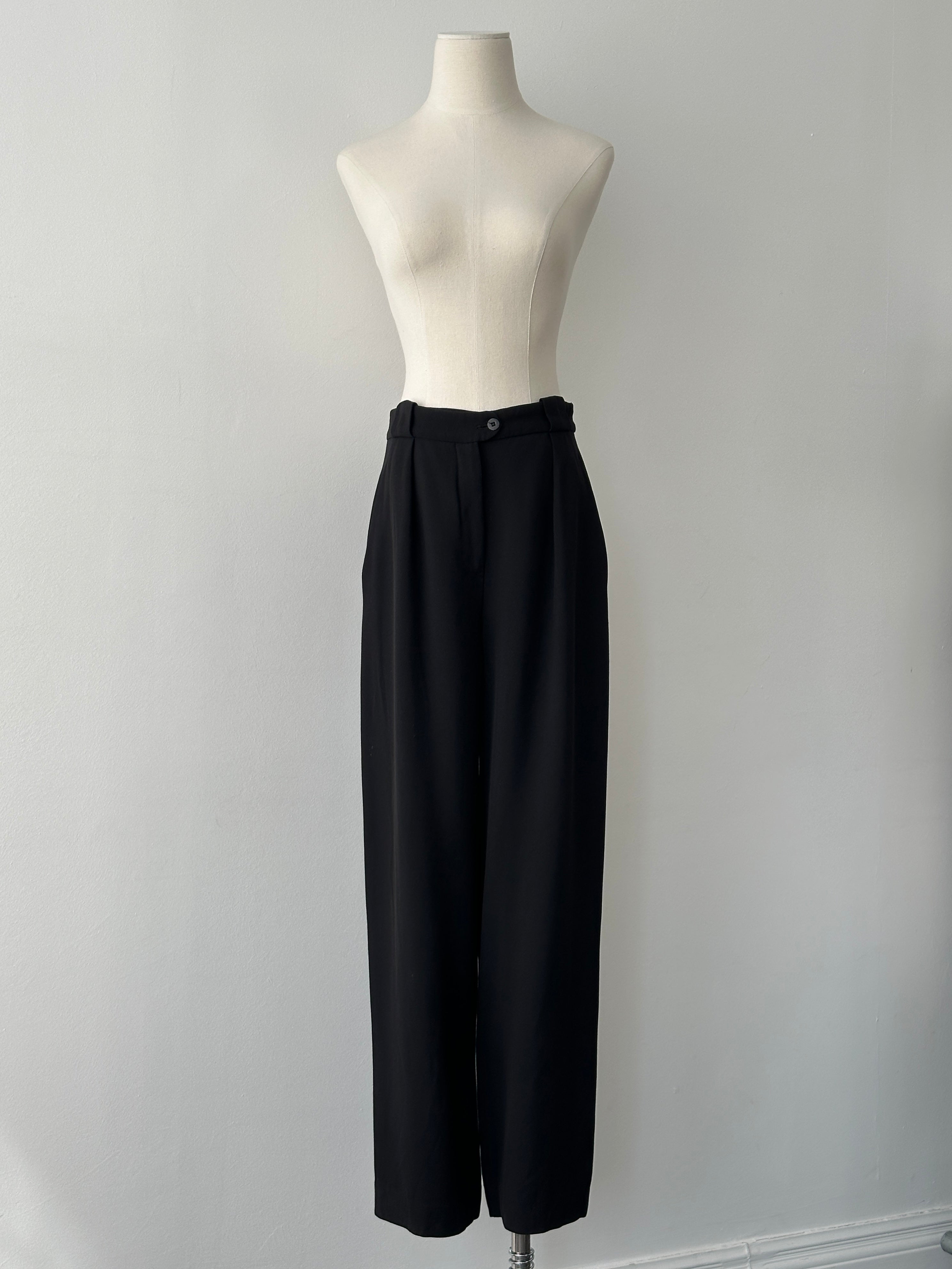 Mani 1990s Wool Tapered Leg Tailored Trouser - W26