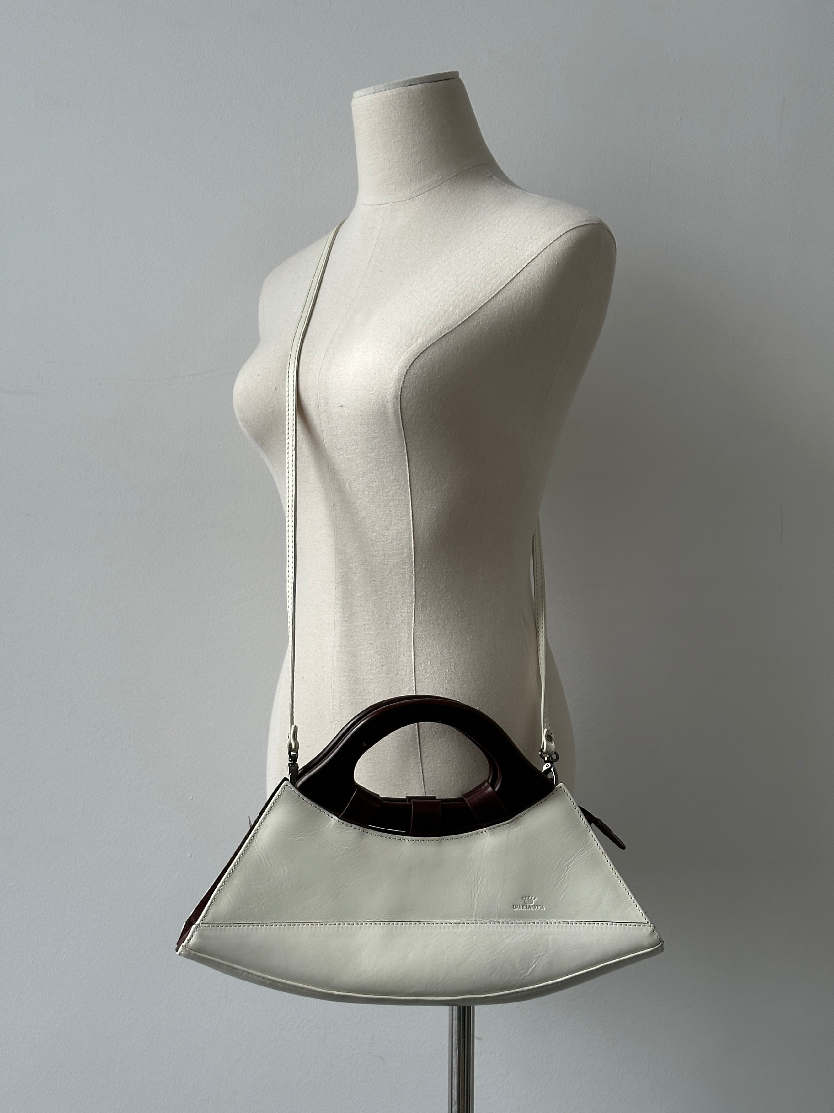 Italian Vintage 1990s Leather Crossbody Bag