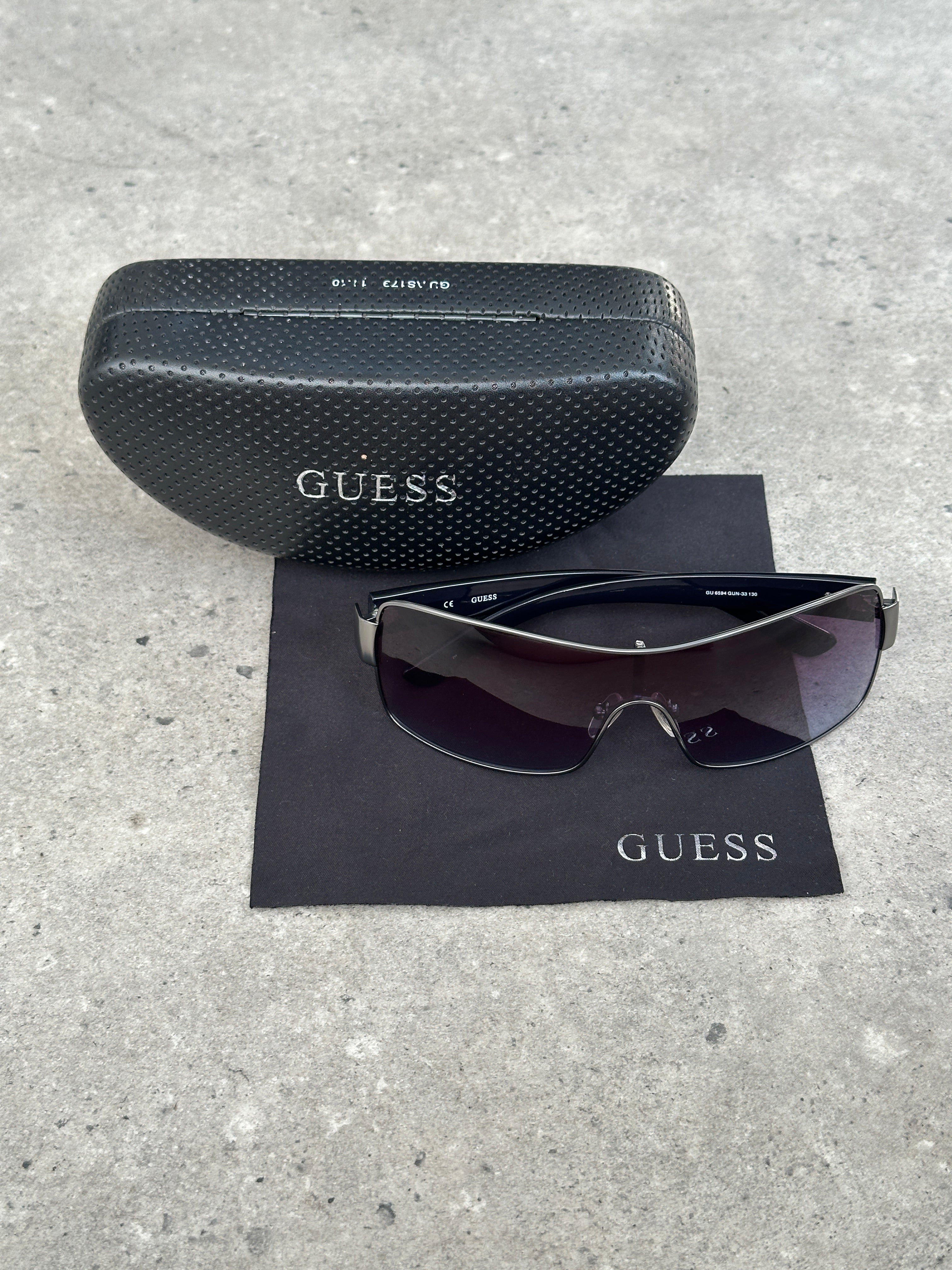 Guess 2000s Oversized Shield Logo Sunglasses