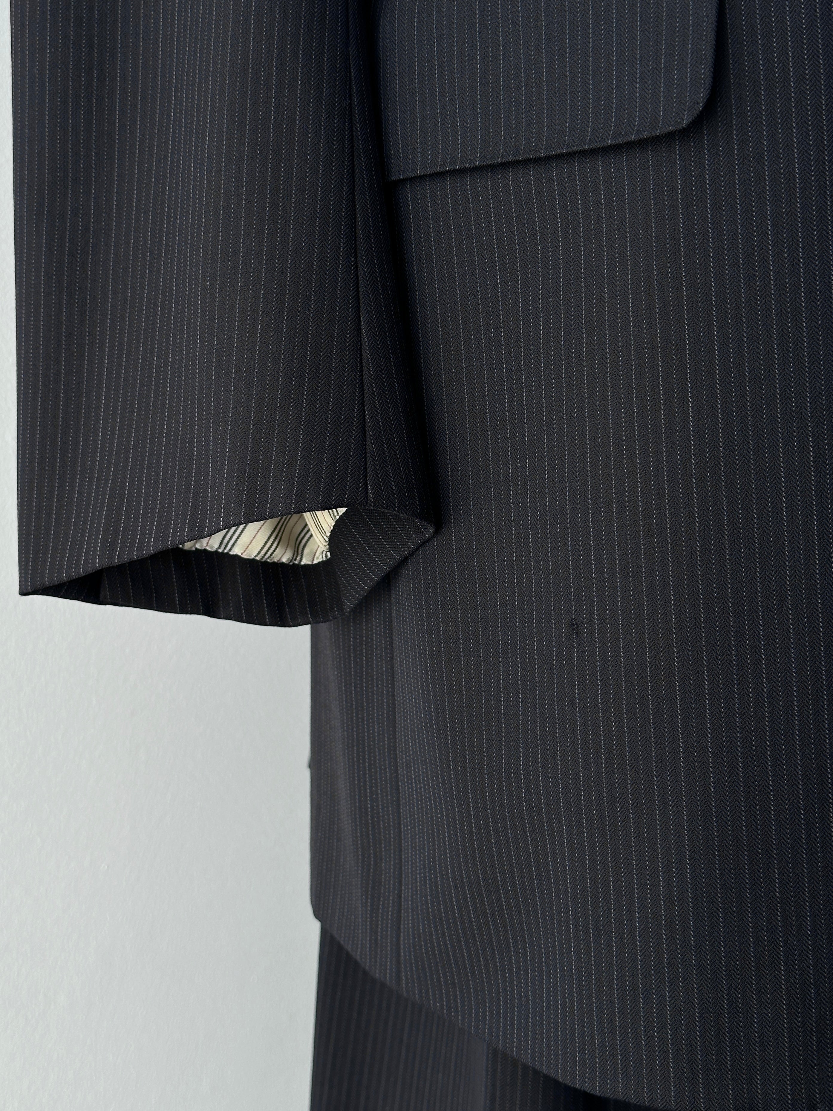 Burberry 2000s Wool Stripe Single Breasted Suit - 44R/W32