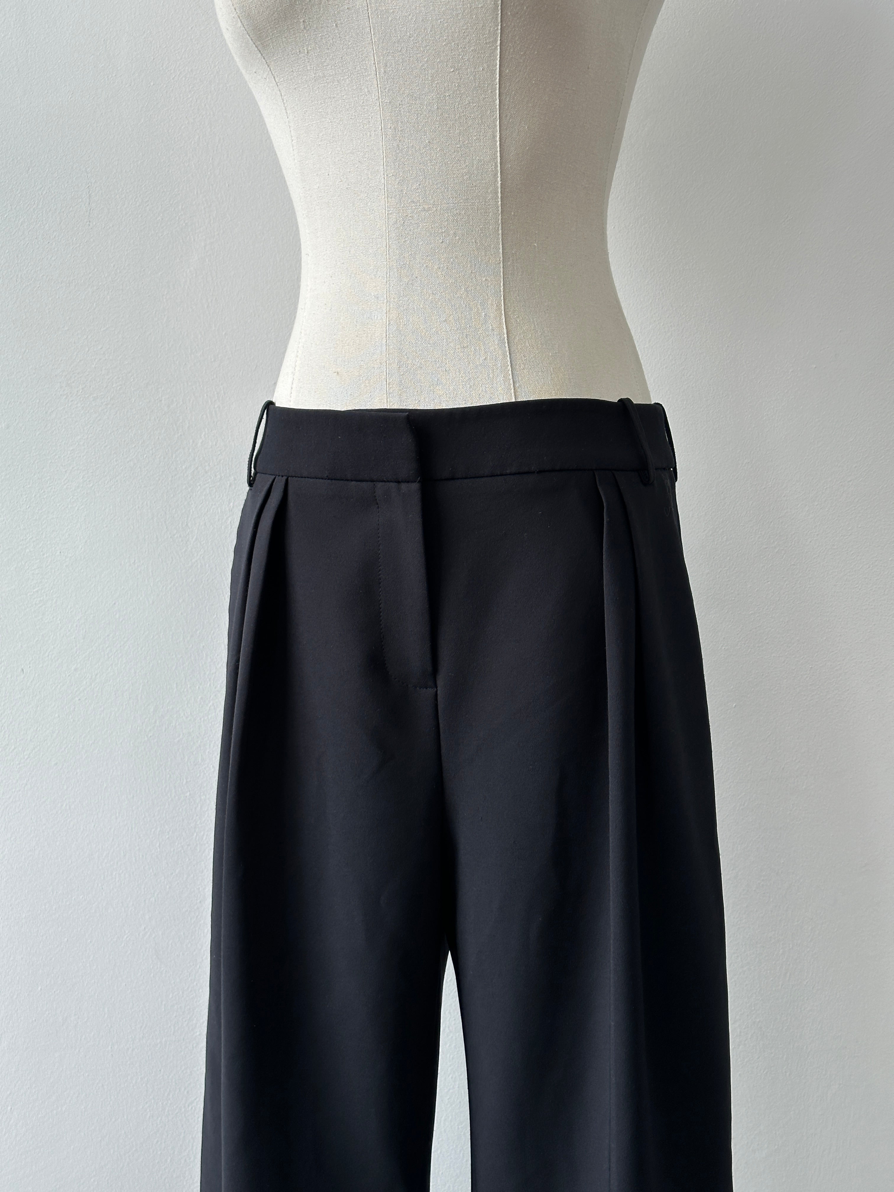 Calvin Klein 2000s Wide Leg Tailored Trousers - W28