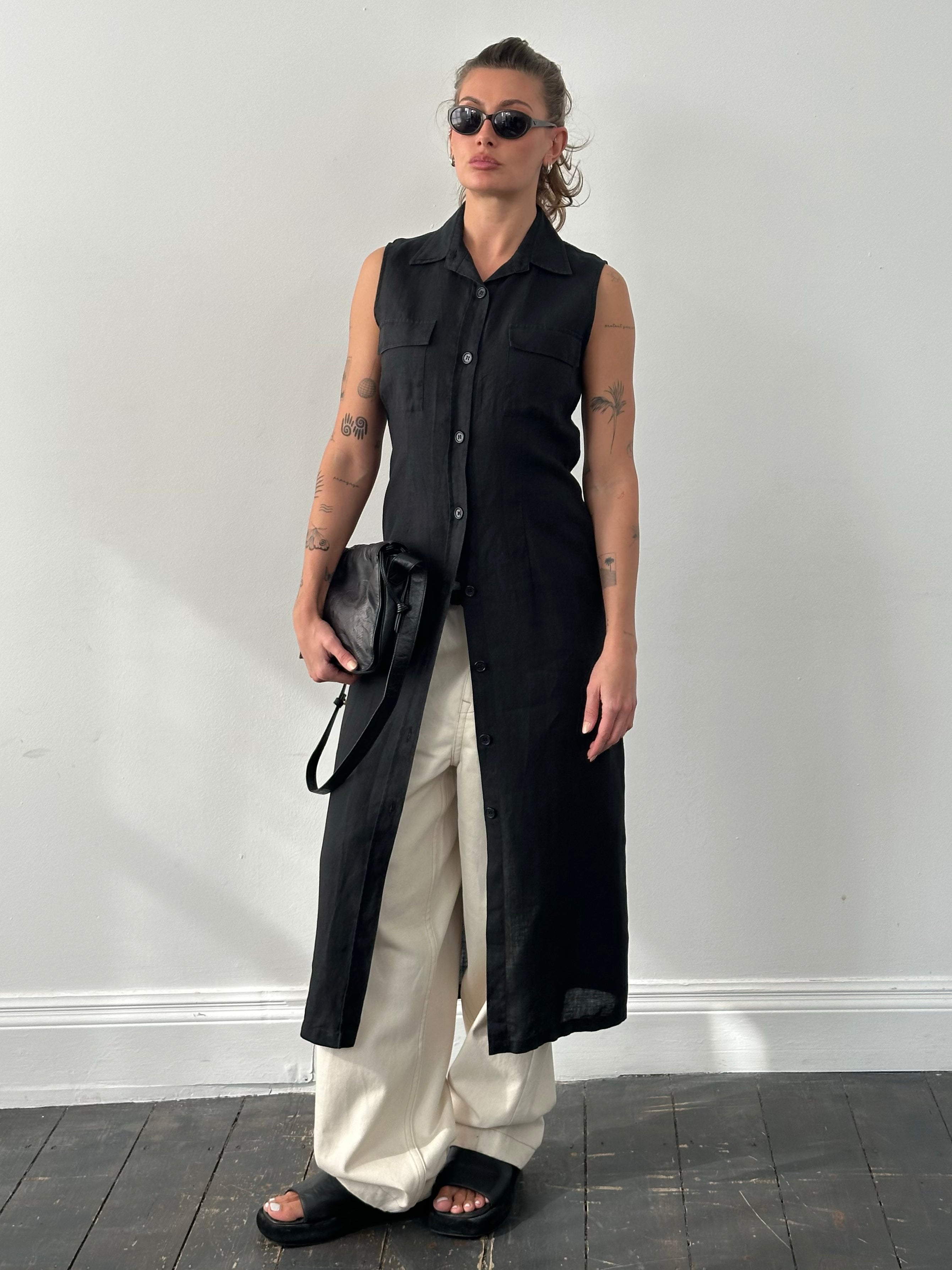 Mani 1990s pure linen sleeveless floor-length dress in size M, featuring a flowing, elegant design perfect for warm weather.