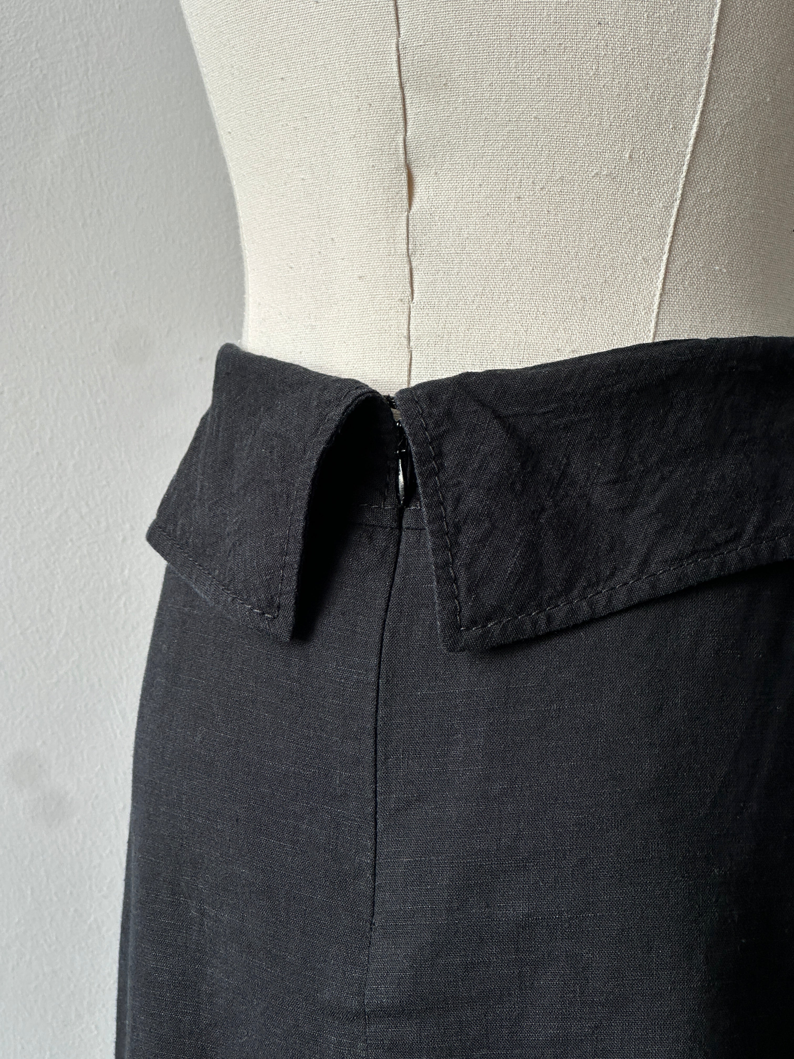 Valentino 2000s Linen Mini Skirt - W28