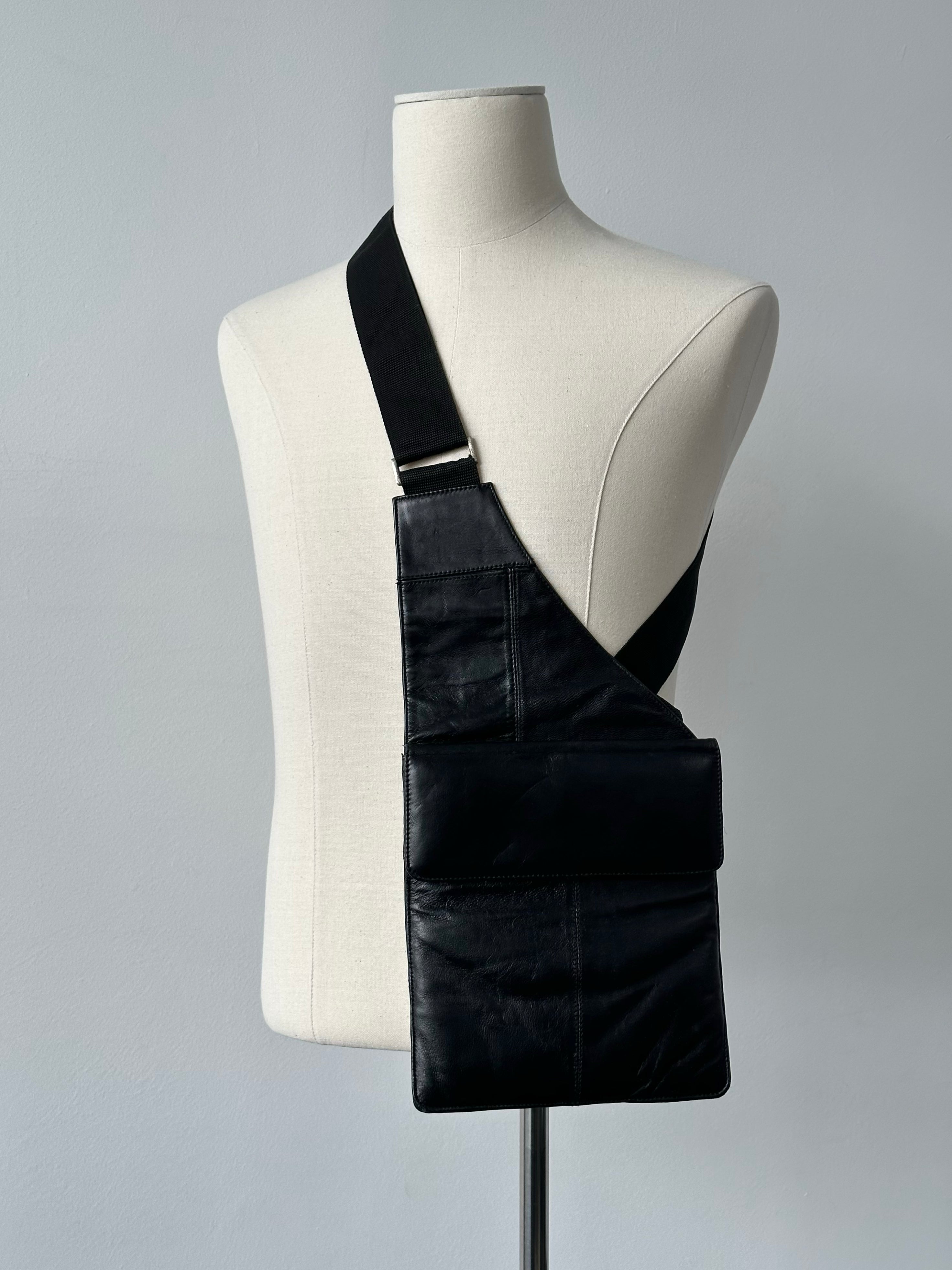 Vintage 1990s Flat Leather Crossbody Bag