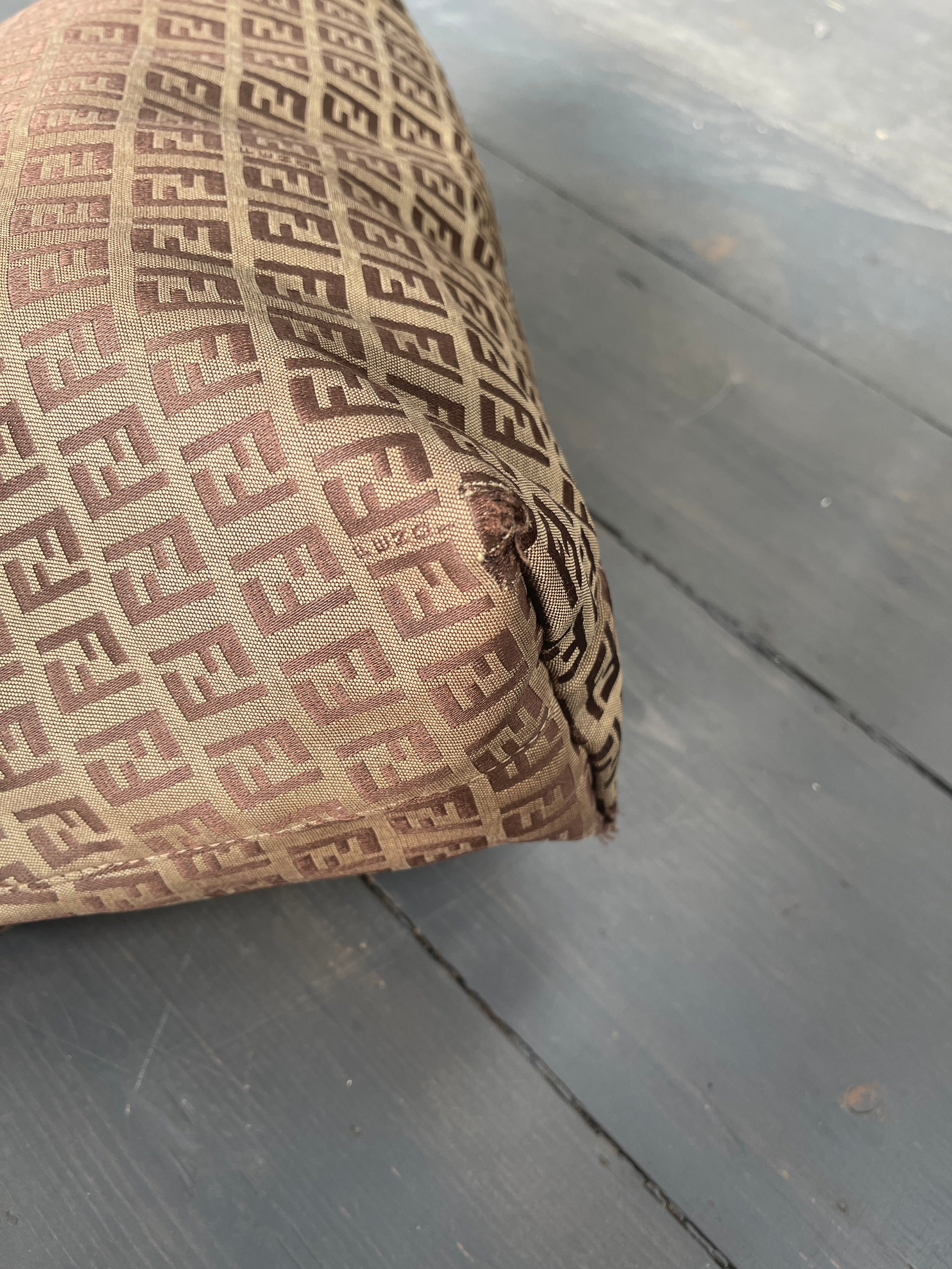 Fendi FF Monogram Shoulder Bag - SYLK